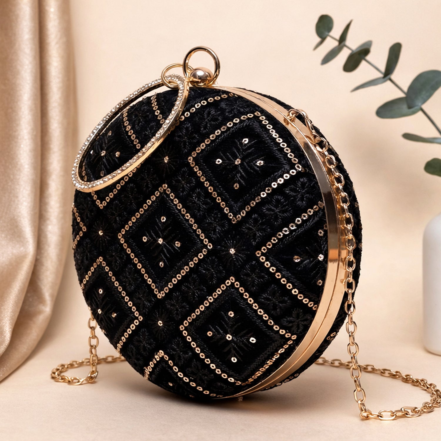 Artklim Black Embroidery Round Party Clutch