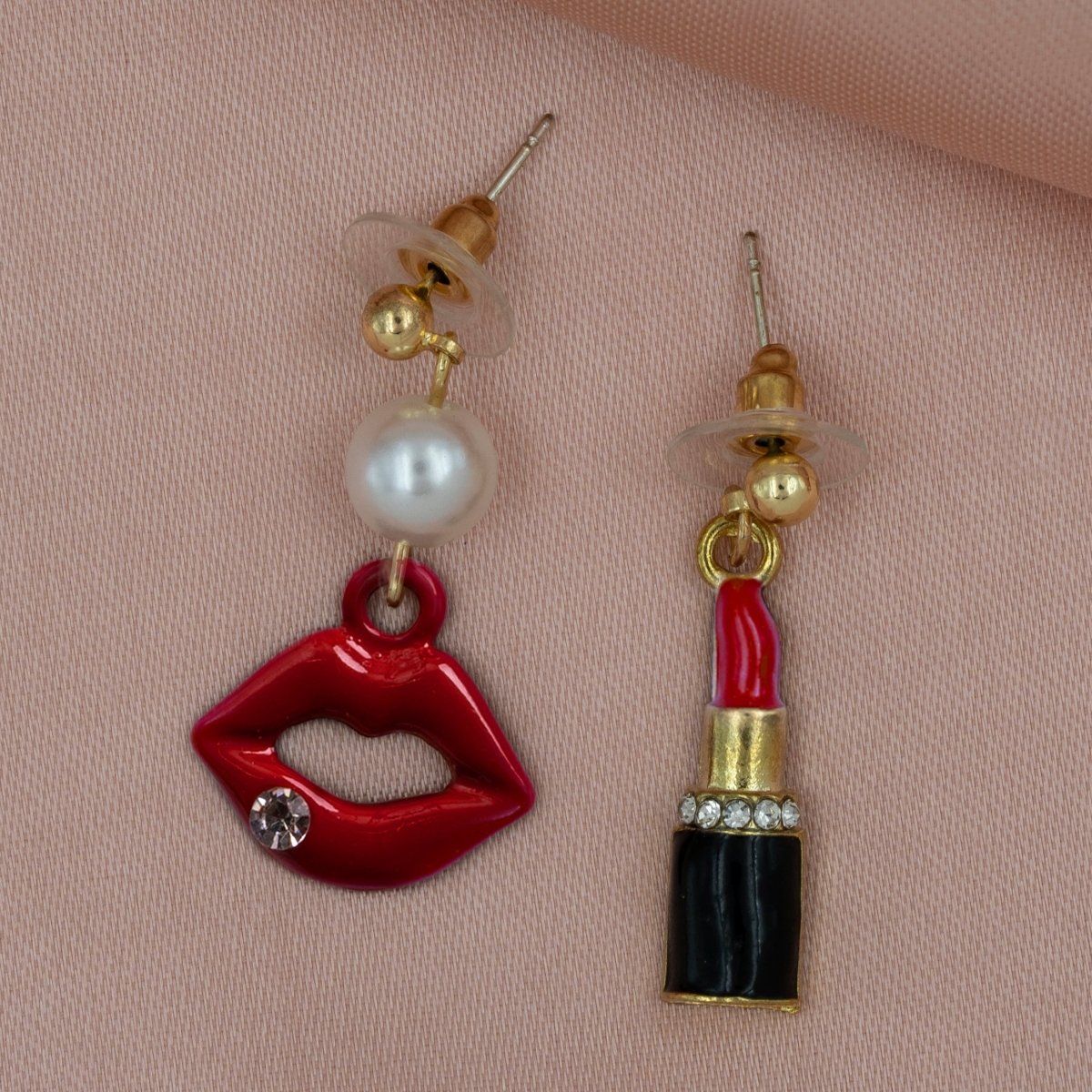Artklim Lipstick And Lips Mismatched Drop Earrings
