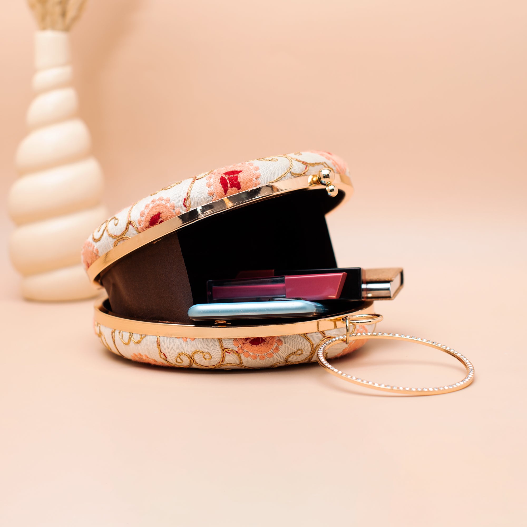 Artklim White–Peach Geometric Floral Embroidery Clutch