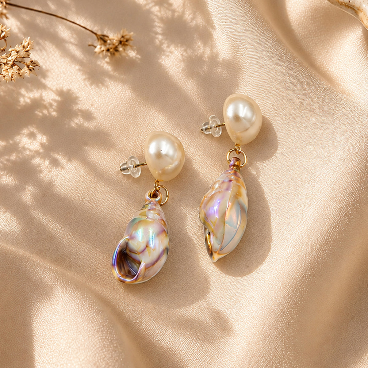 Artklim Elegant Pearl Shell Gold-Tone Anti-Tarnish Earring