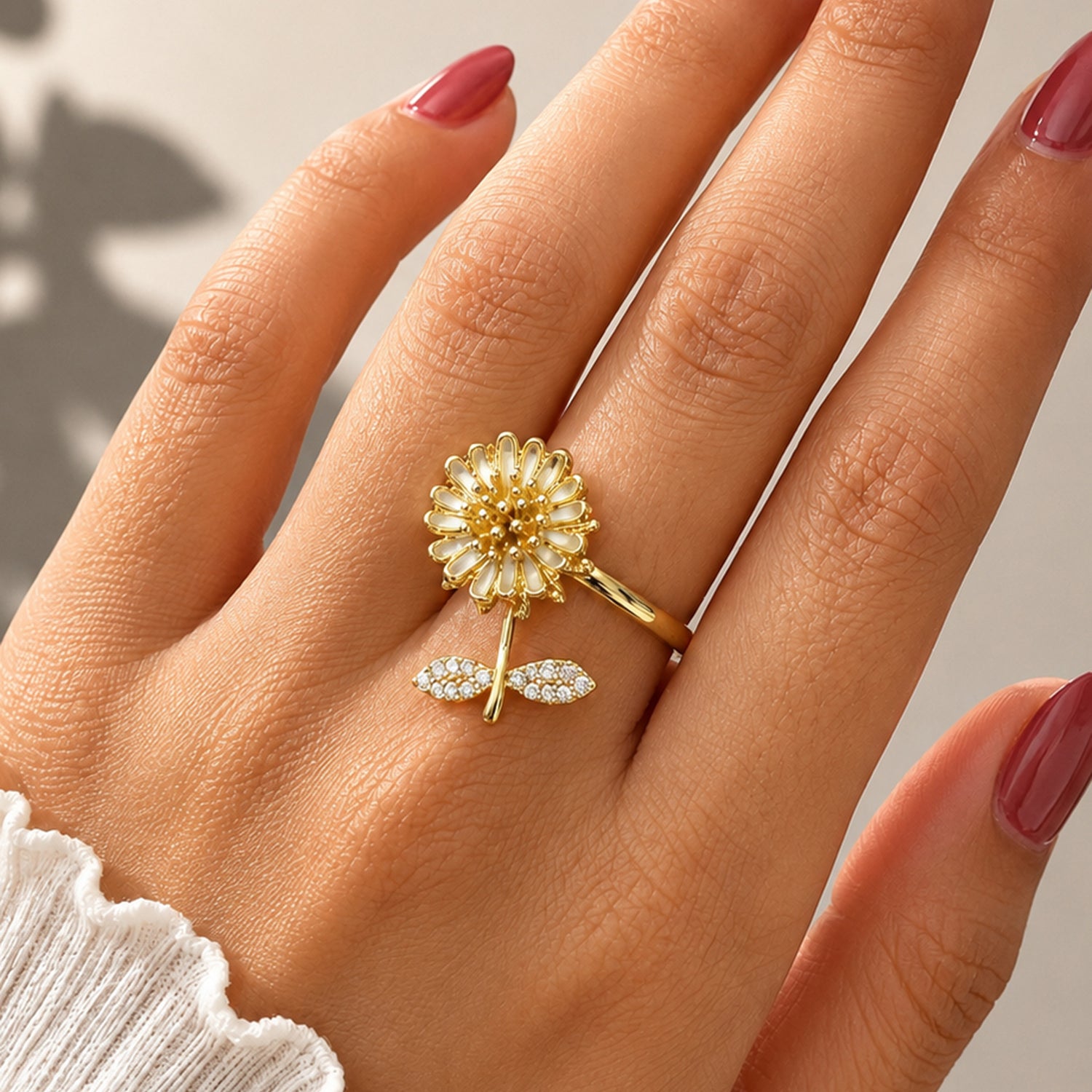 Artklim Gold Sun Daisy Revolving Flower Crystal Adjustable Anti-Tarnish Copper Ring