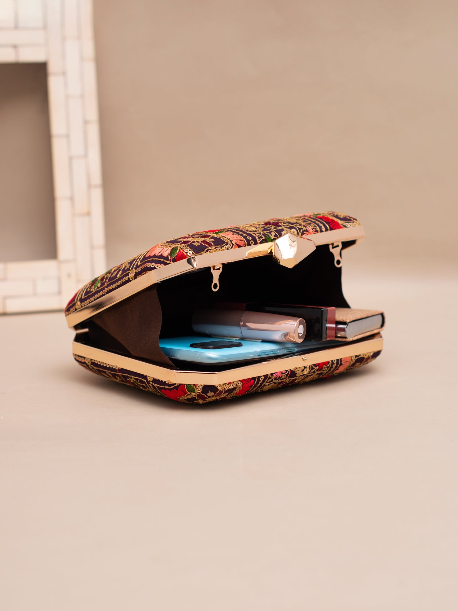 Artklim Regal Mosaic Bloom Clutch