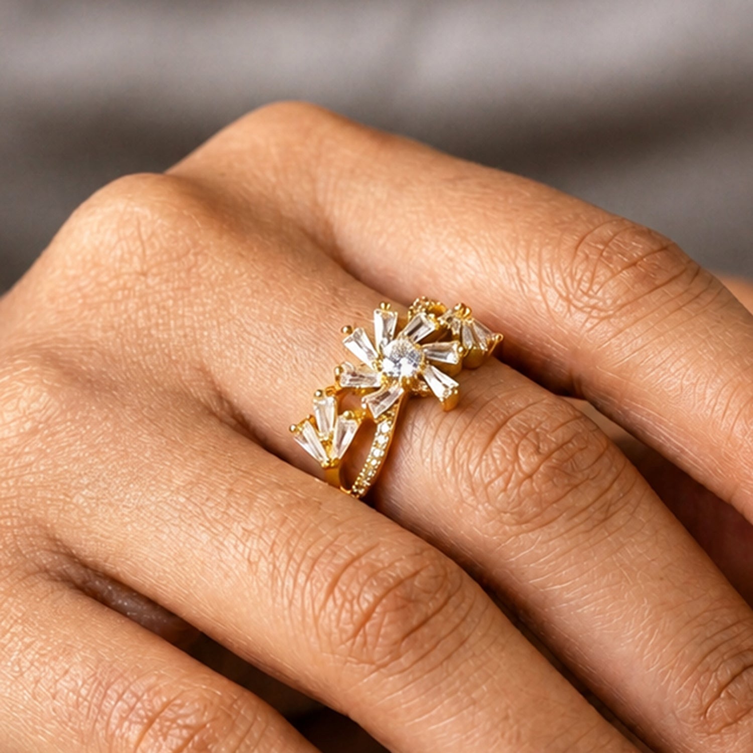 Artklim Radiant Floral Burst Gold Anti-Tarnish Ring