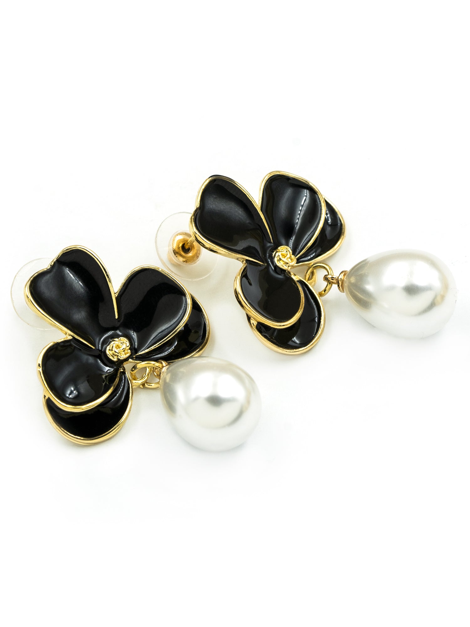 Artklim Black Clover Pearl Drop Anti Tarnish Earrings