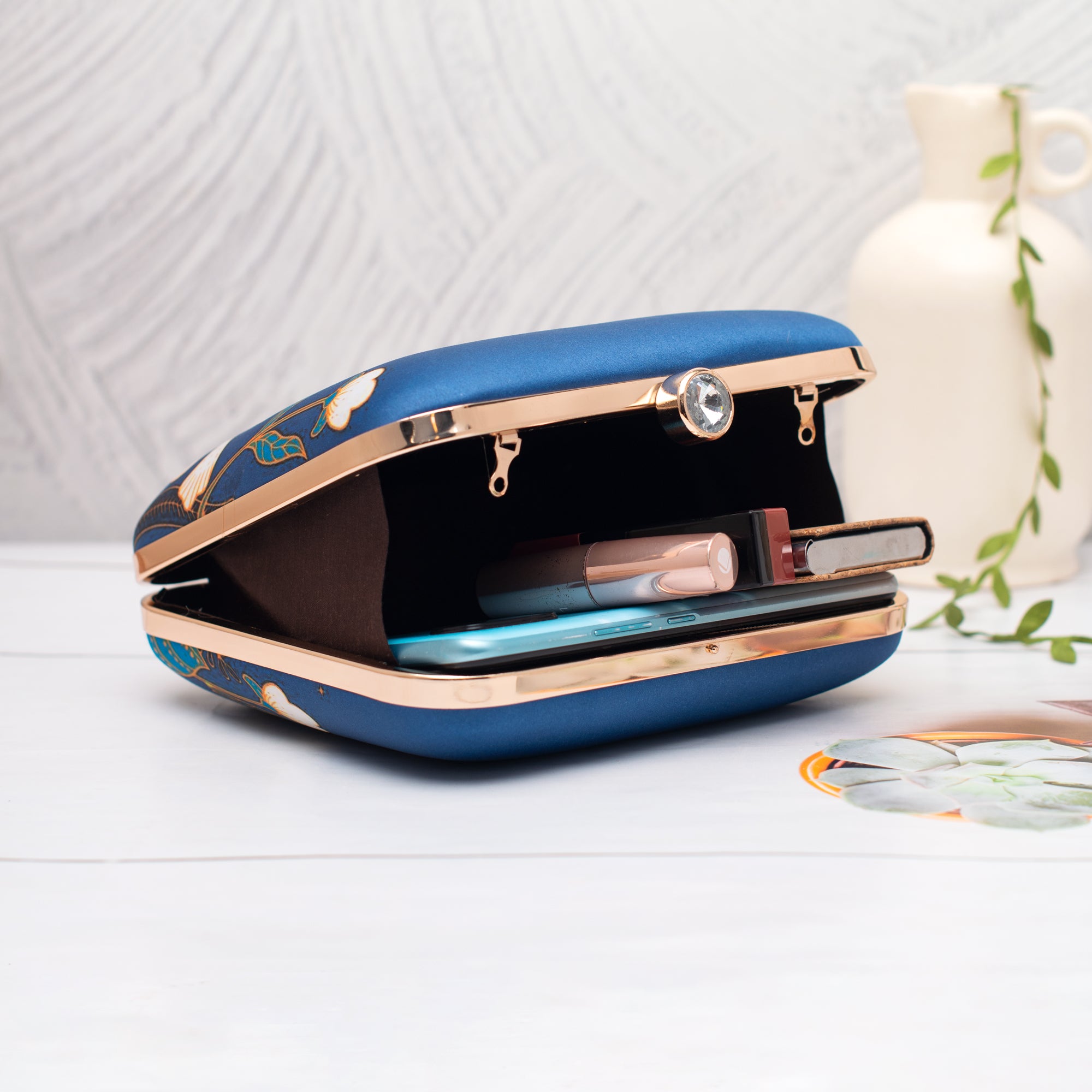 Artklim Blue with White Floral Outline Portrait Clutch