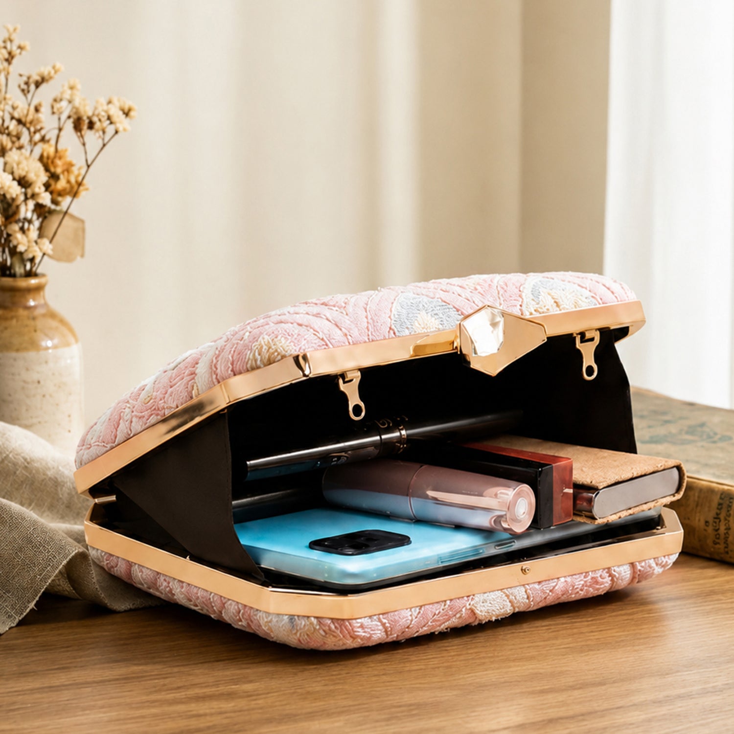 Artklim Light Pink Geometric Pattern Embroidery Clutch