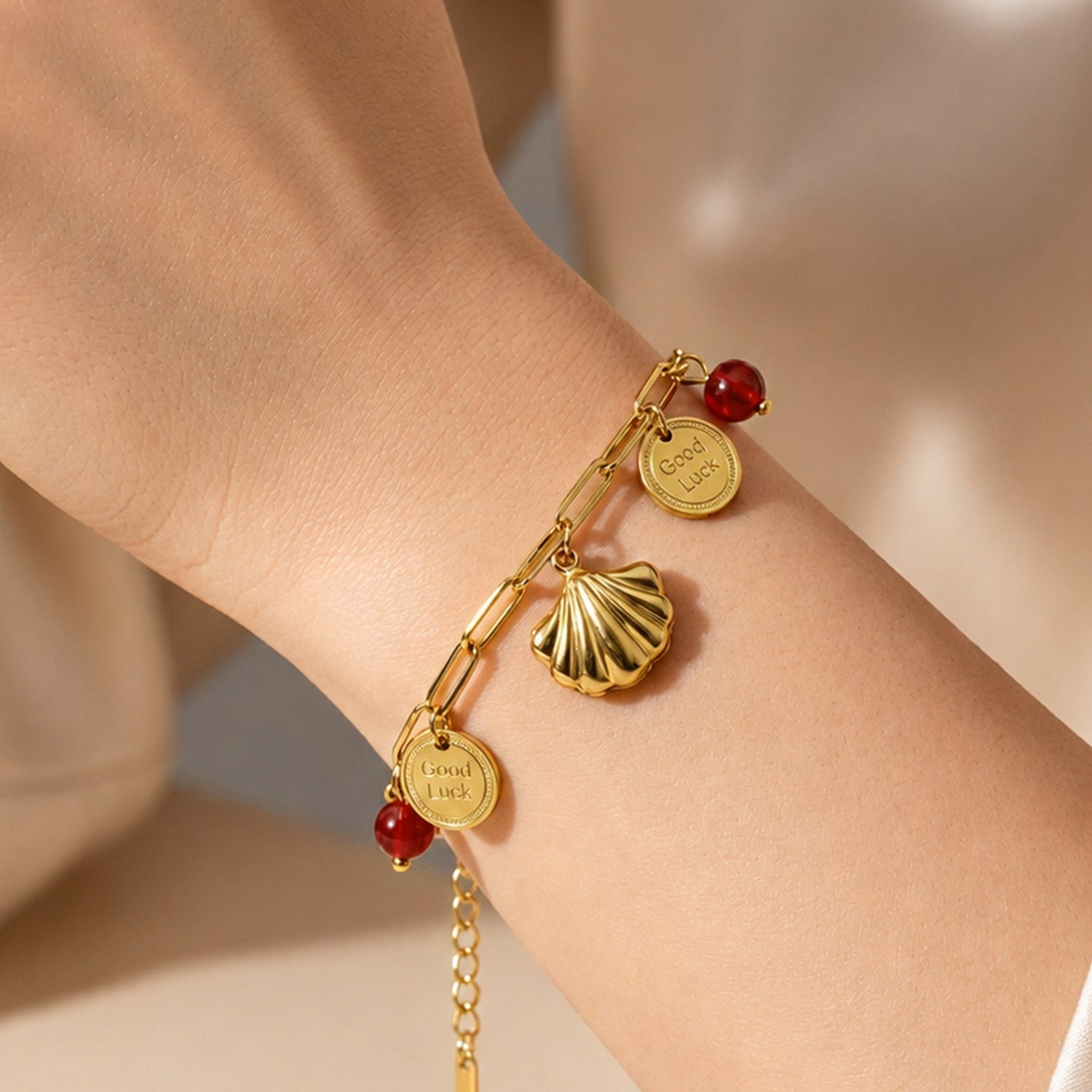 Artklim Good Luck Shell Charm Chain Anti-Tarnish Bracelet
