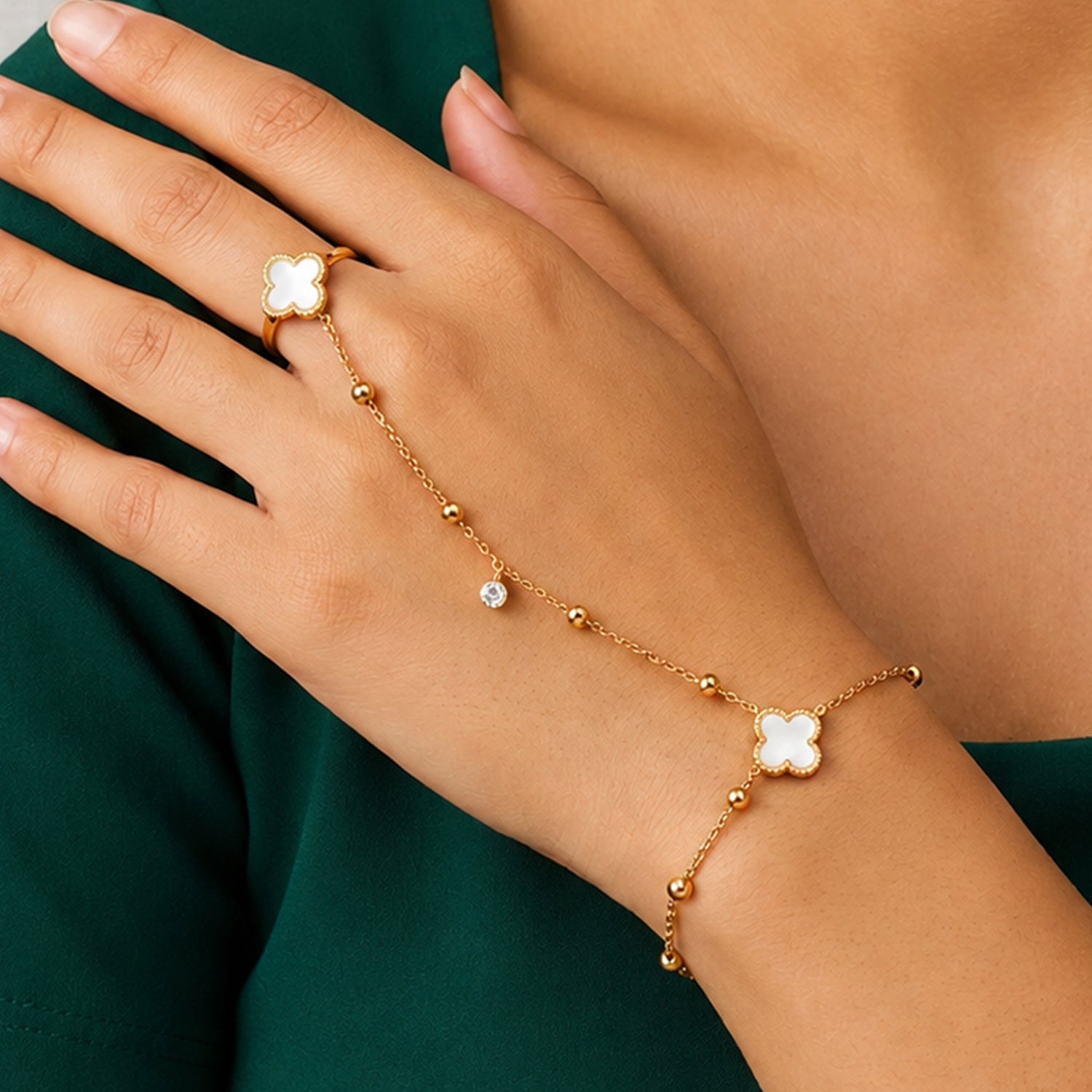 Artklim Mother of Pearl Clover Anti-Tarnish Ring Bracelet