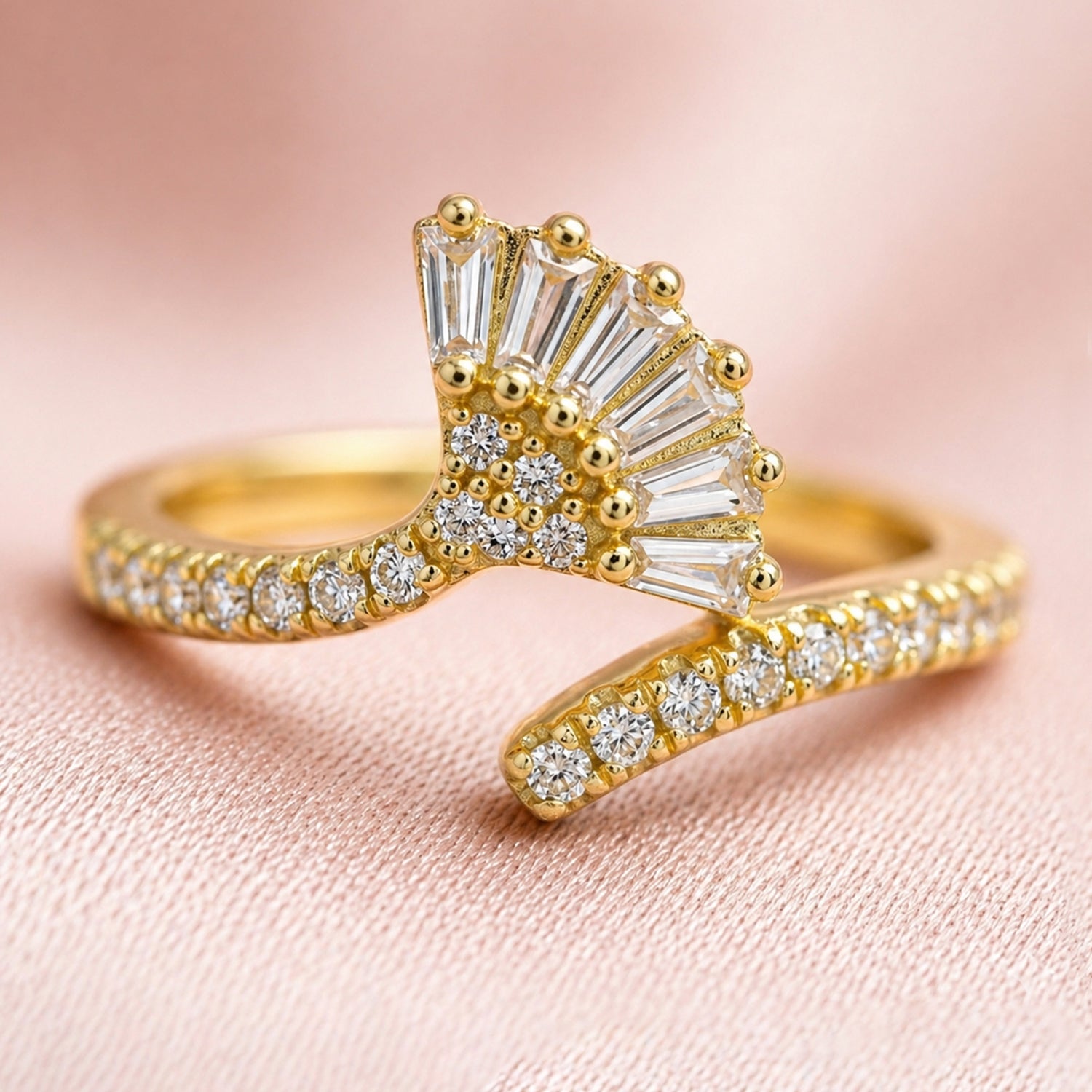Artklim Elegant Minimal Band Gold Anti-Tarnish Ring