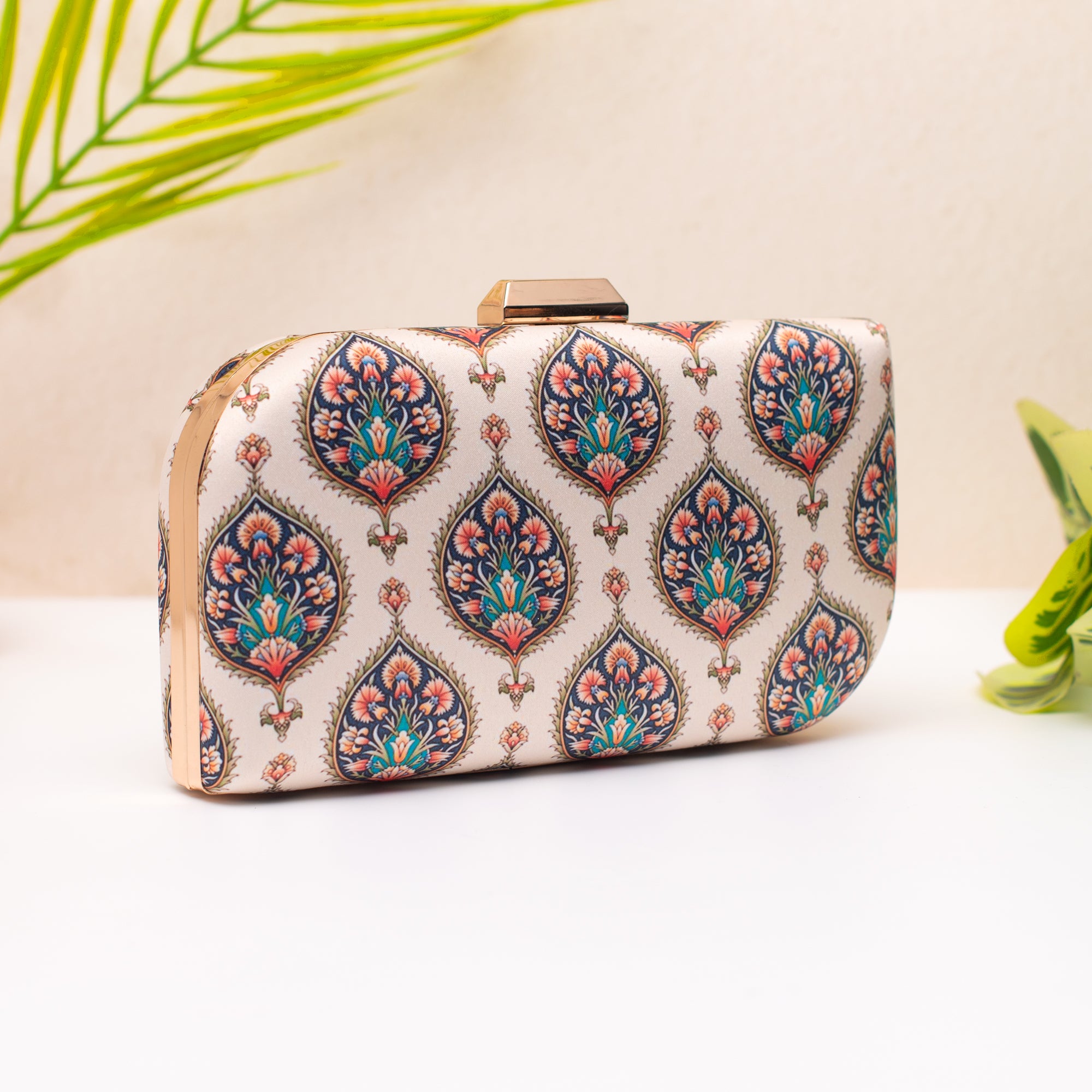 Artklim Ivory Royale Pattern Clutch