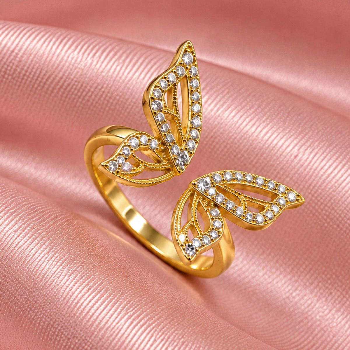 Artklim Elegant Leaf Crystal Gold-Tone Anti-Tarnish Ring