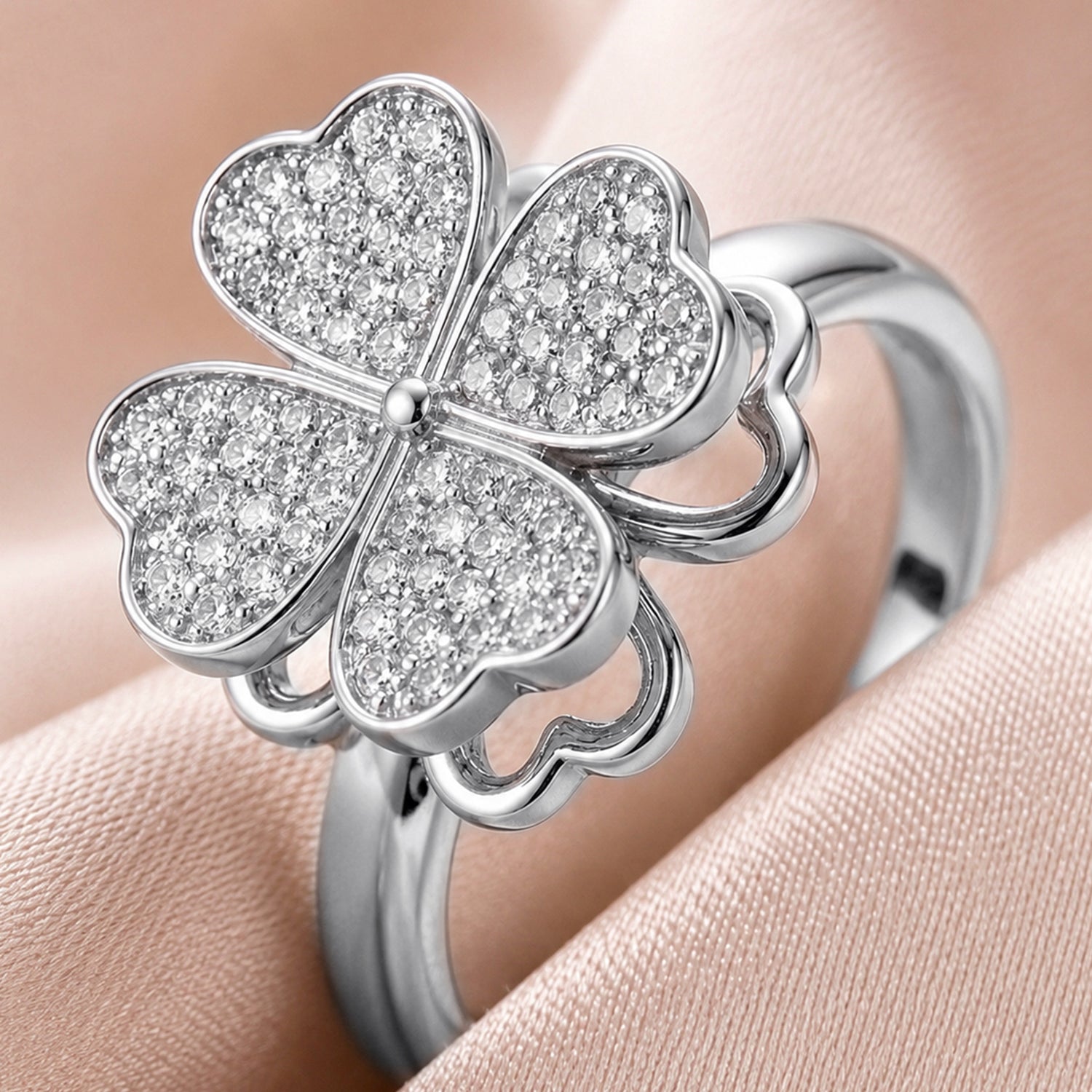 Artklim Silver Luxury Four Leaf Clover Revolving Adjustable Anti-Tarnish Copper Ring