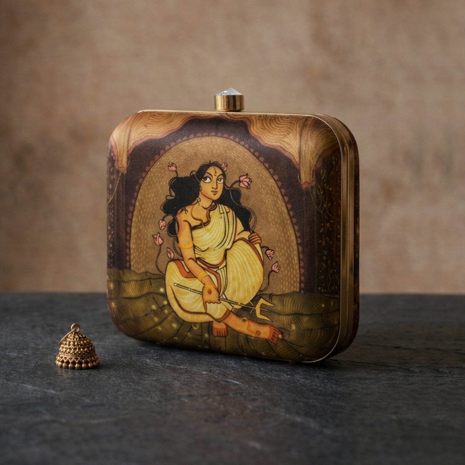 Artklim Divine Warrior Heritage Printed Clutch