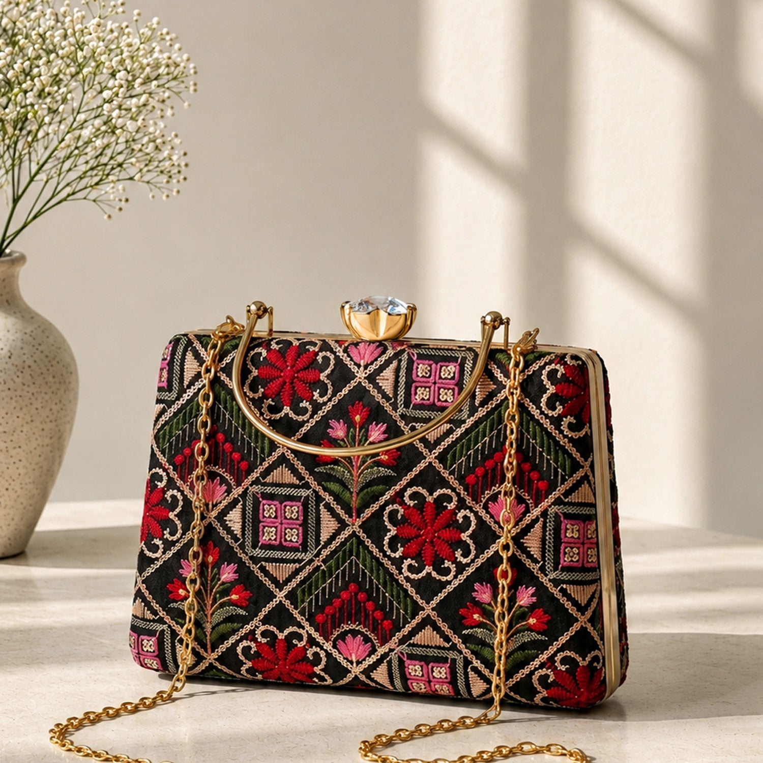 Artklim Black Floral Geometric Embroidery Clutch