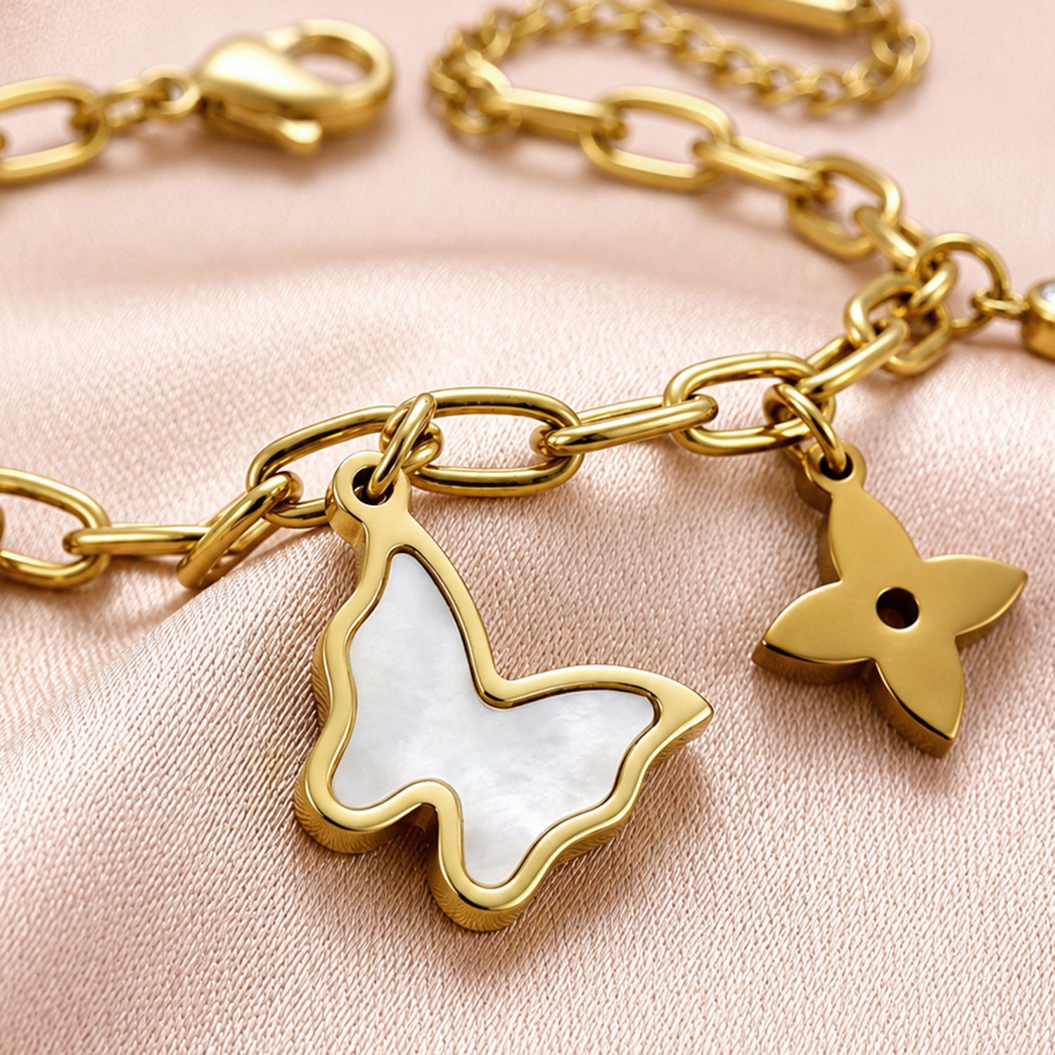 Artklim Butterfly Bloom Crystal Charm Gold Chain Anti-Tarnish Bracelet