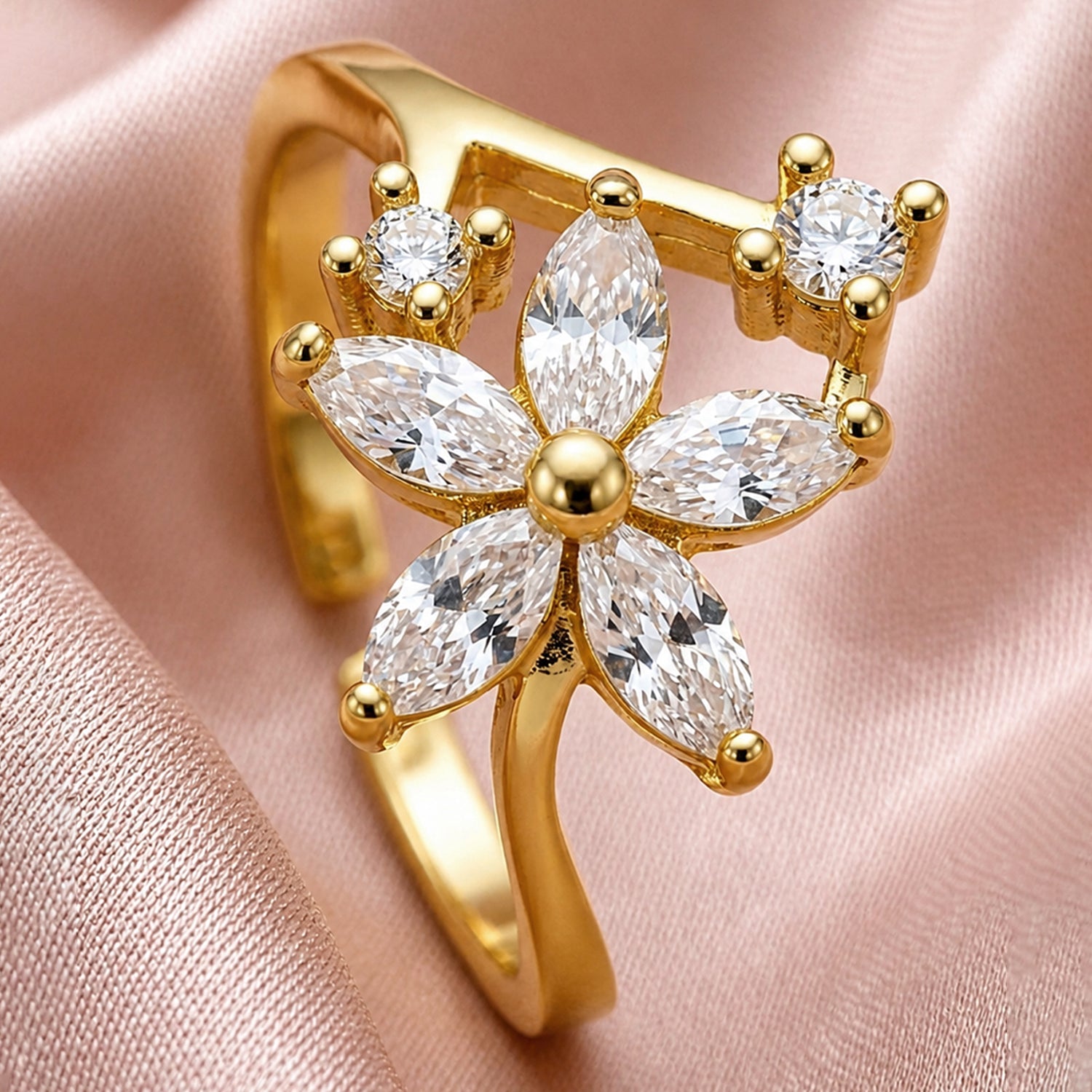 Artklim Classic Floral Spark Gold Anti-Tarnish Ring