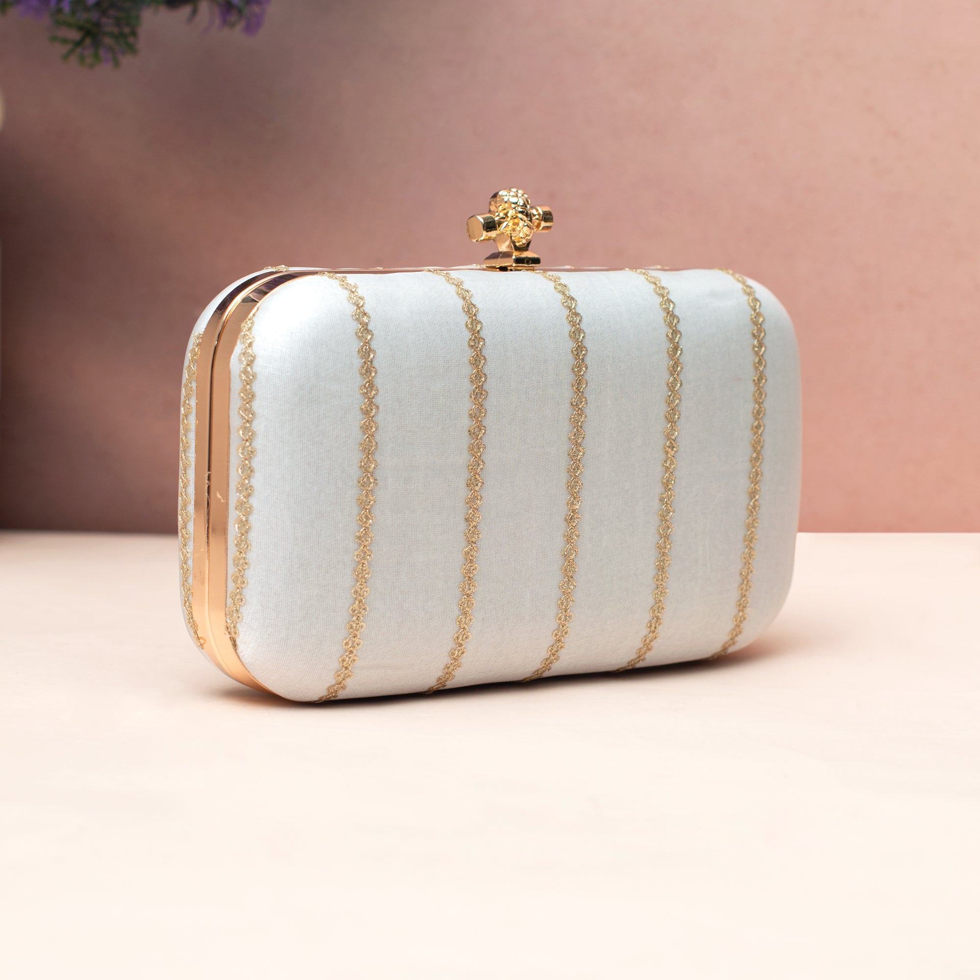 Artklim Pearl White Elegance Embroidered Clutch