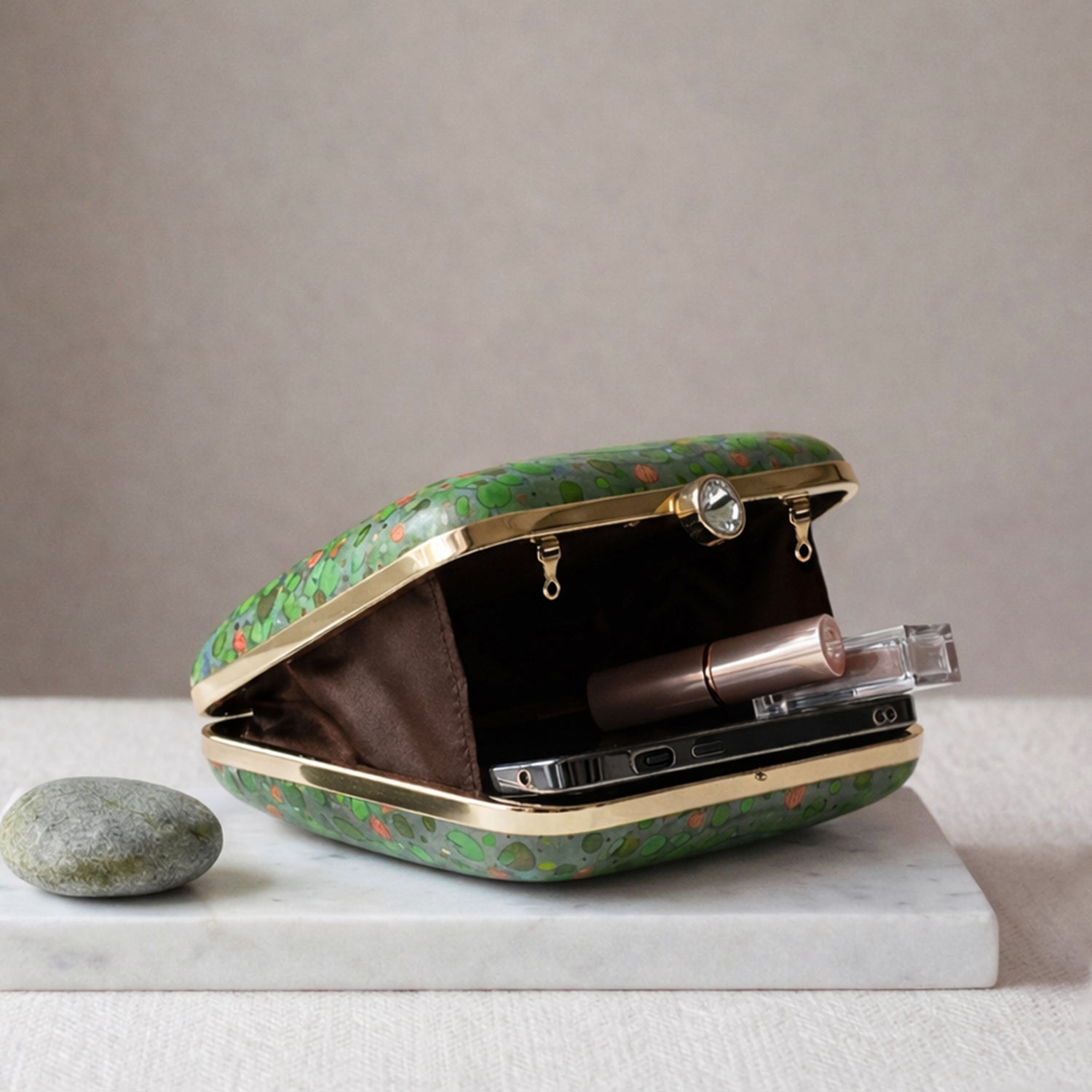 Artklim Green Serenity Printed Clutch
