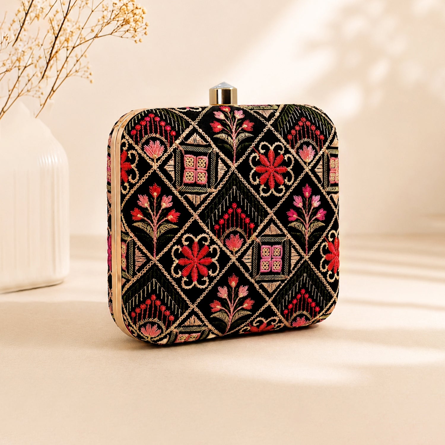 Artklim Black And Red Floral Embroidery Clutch