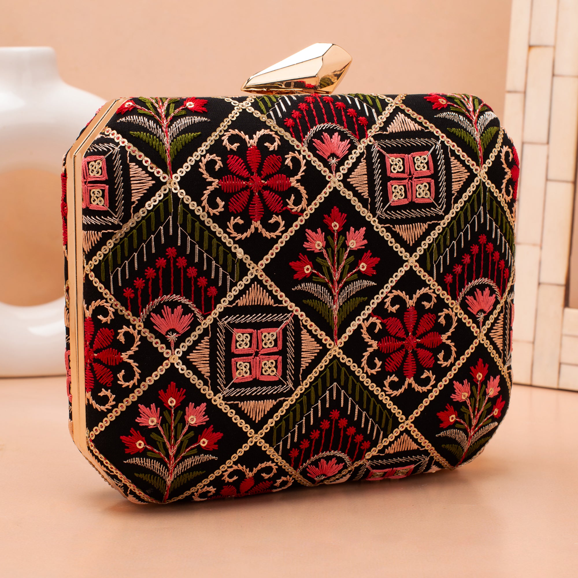 Artklim Black Red Floral Threadwork Embroidery Clutch