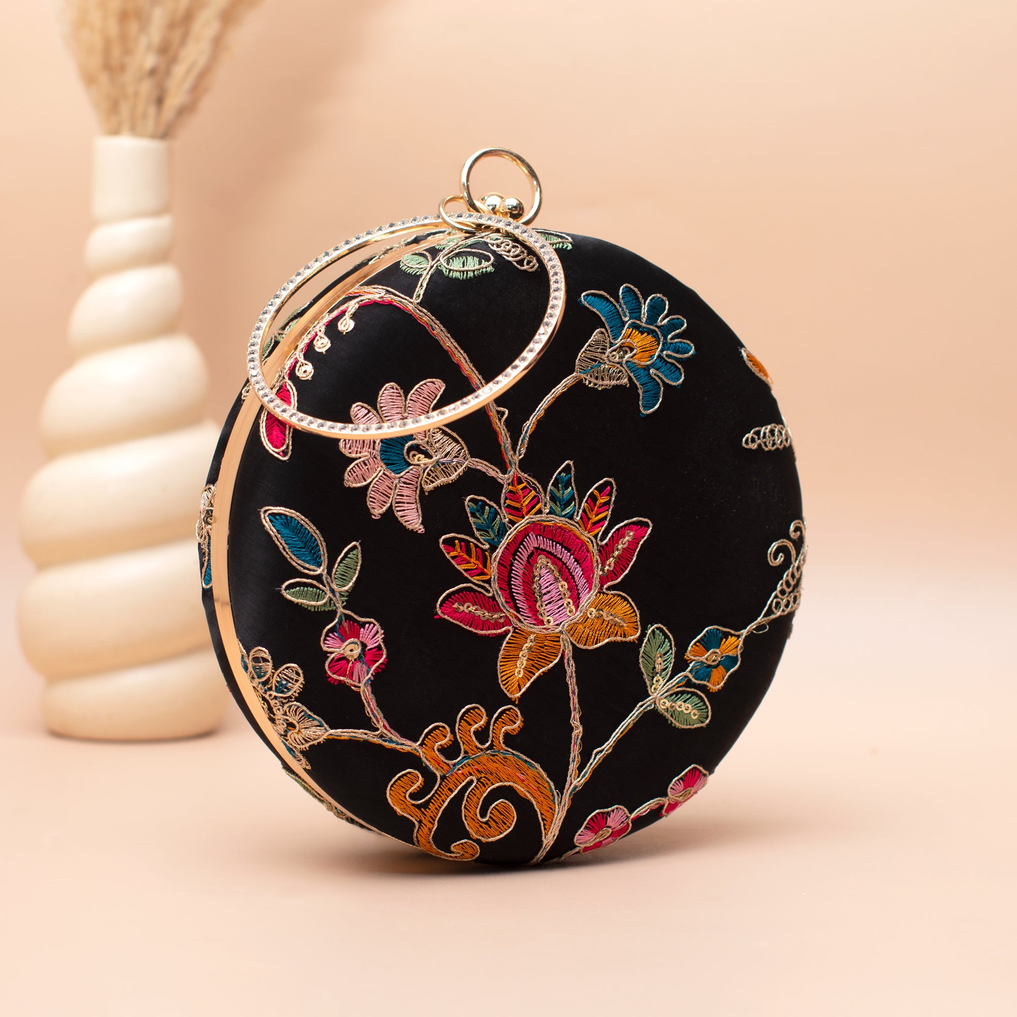 Artklim Black Multicolor Floral Embroidered Clutch
