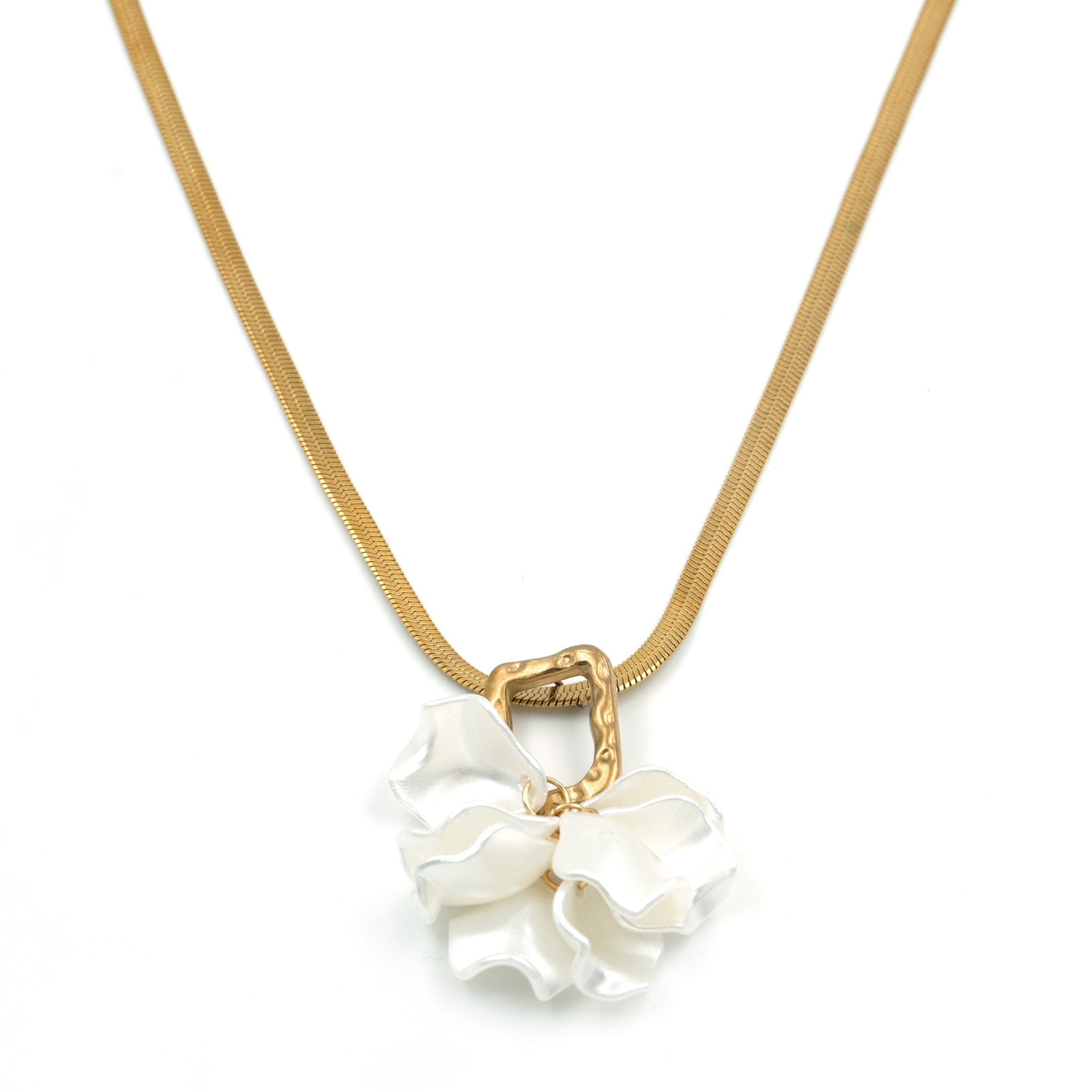 Artklim Ivory Bloom Pendant Necklace