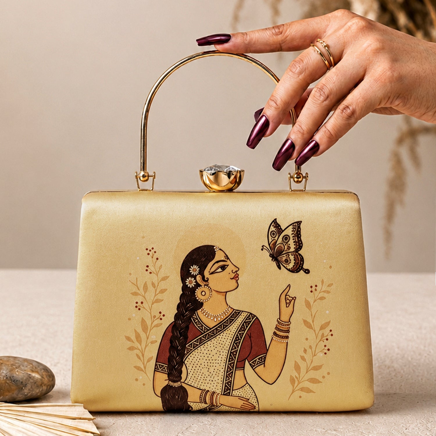 Artklim Graceful Lady & Butterfly Artistic Clutch