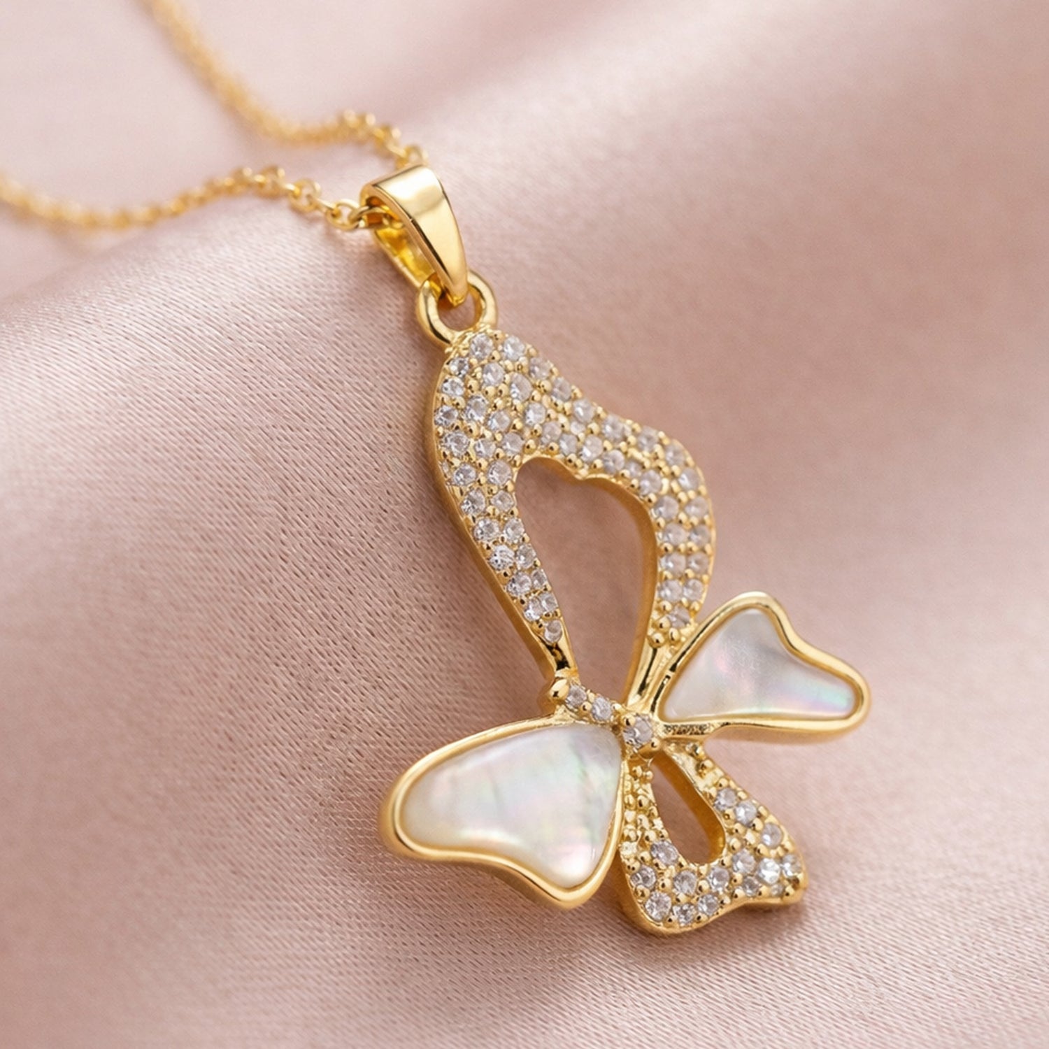 Artklim Gold-Plated Elegant Pearl Finish Butterfly Crystal Anti-Tarnish Pendant Necklace