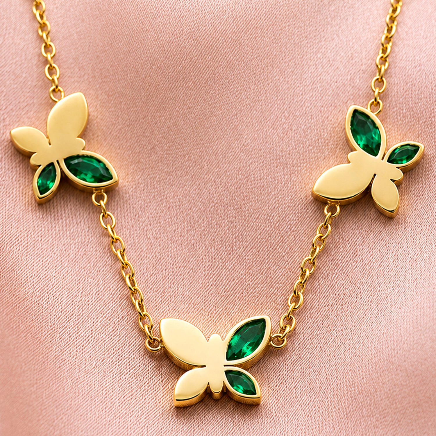Artklim Green Leaf Butterfly Station Anti-Tarnish Pendant Necklace