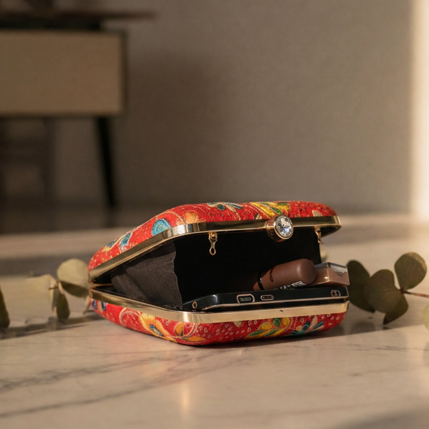 Artklim Women’s Red Ethnic Bird Box Embroidred Clutch