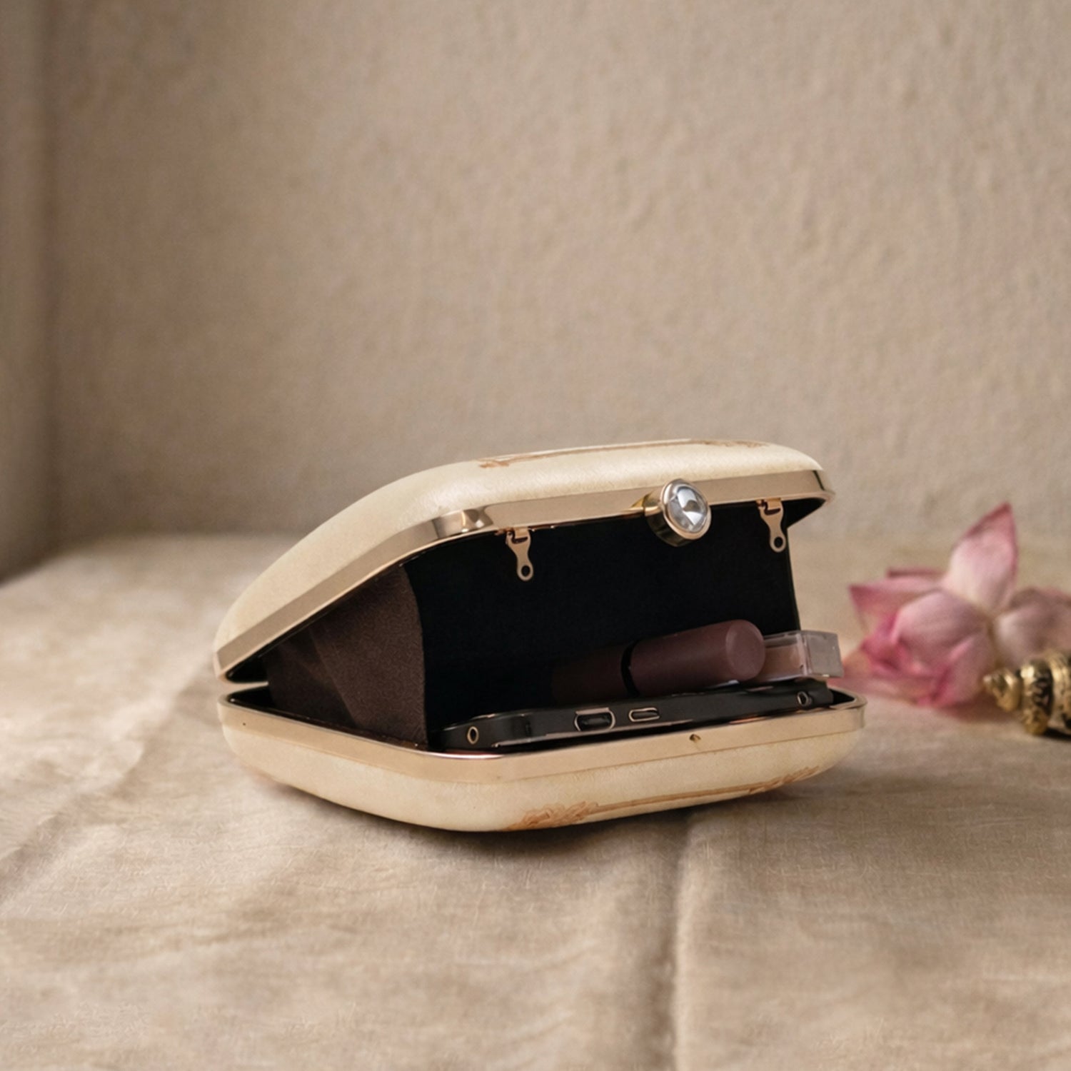 Artklim Grace on a Swing Celebration of Joy Printed Clutch