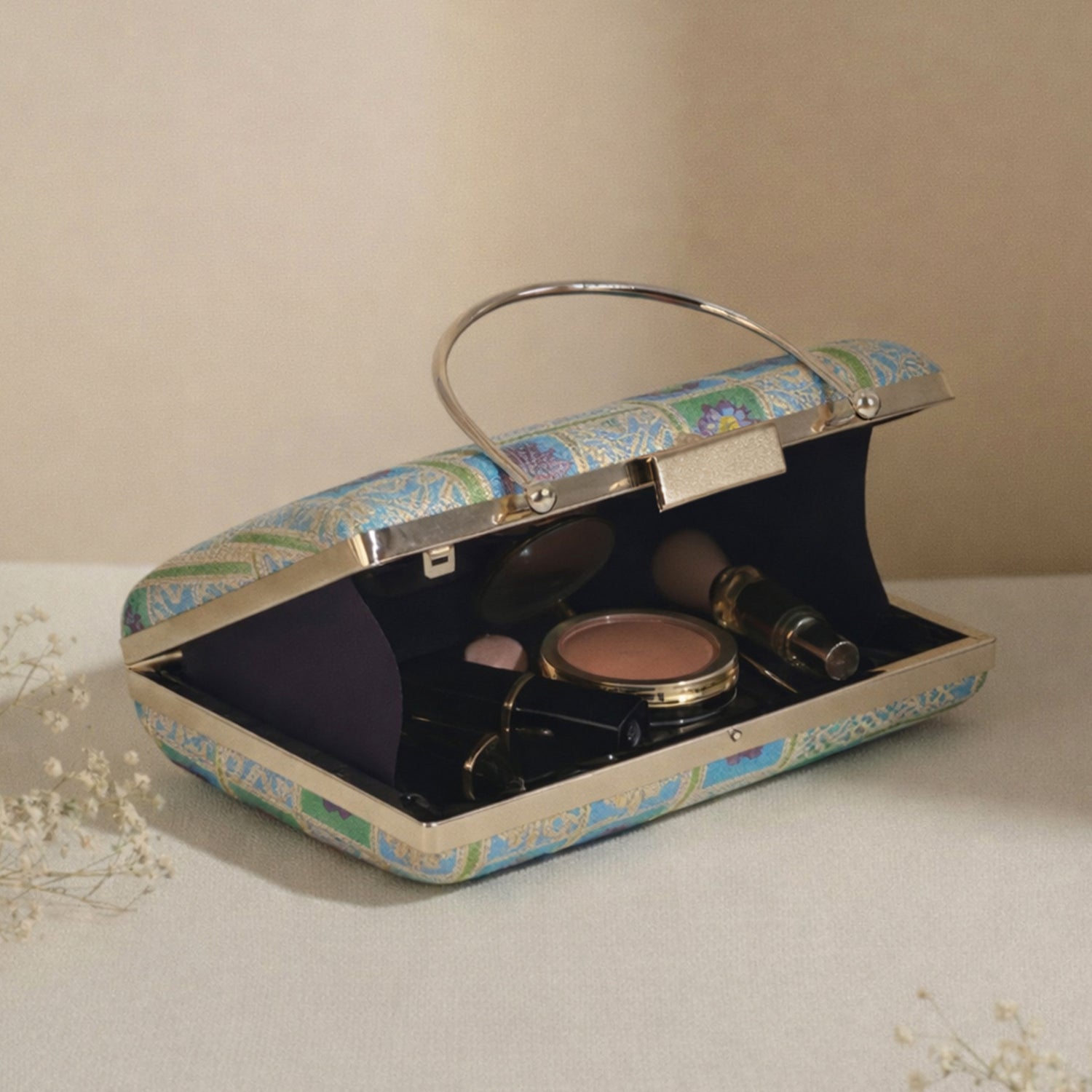 Artklim Ethnic Pastel Embroidered Clutch