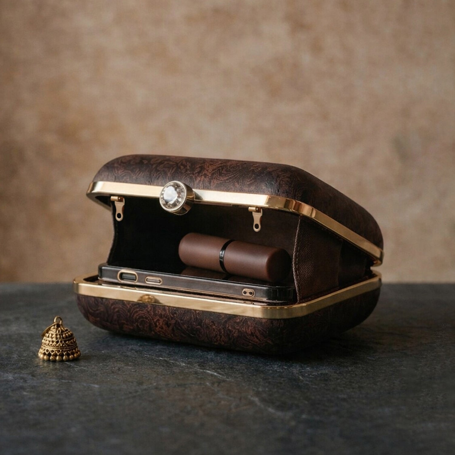 Artklim Midnight Leopard Royal Printed Clutch