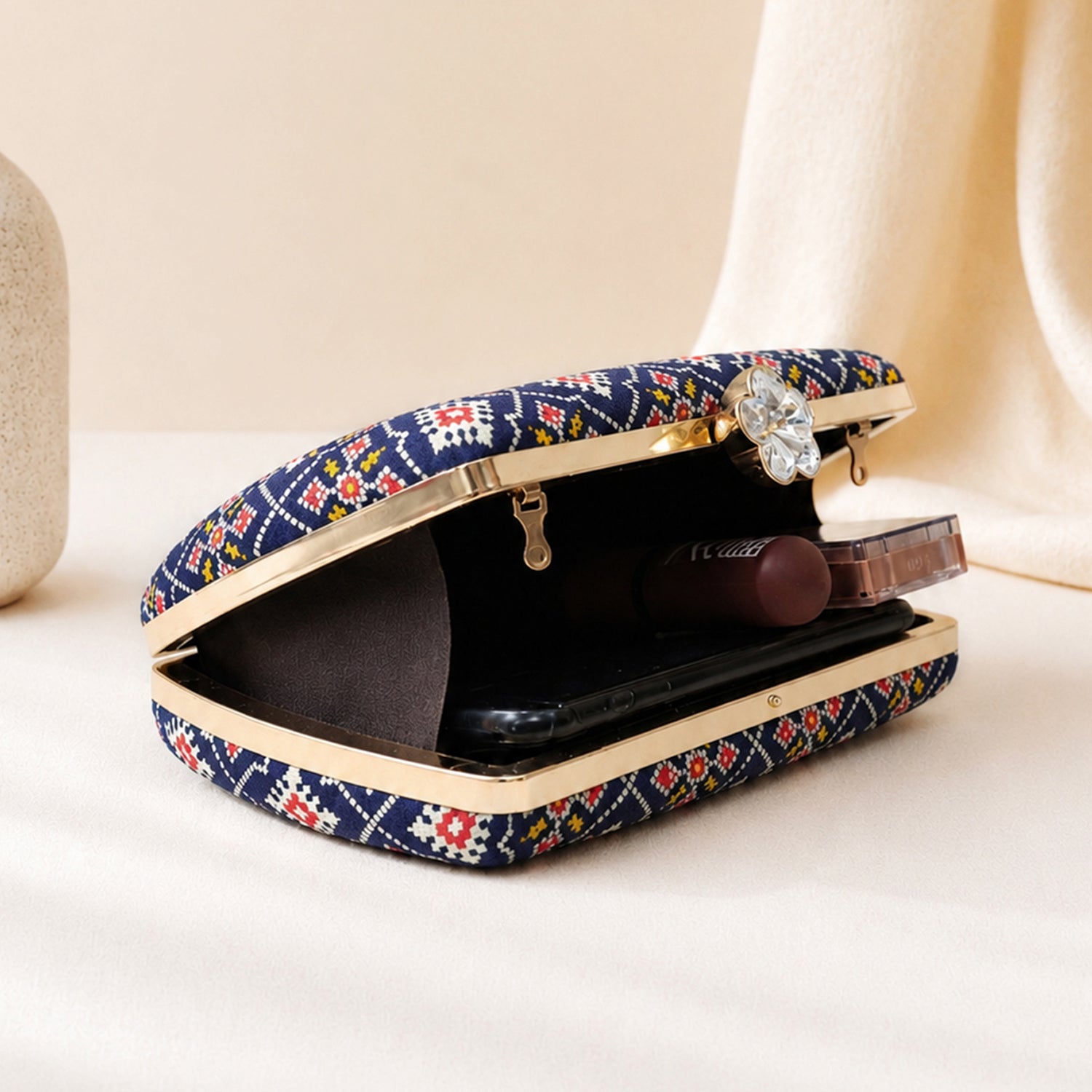 Artklim Royal Blue Ethnic Floral Pattern Chain Strap Printed Clutch