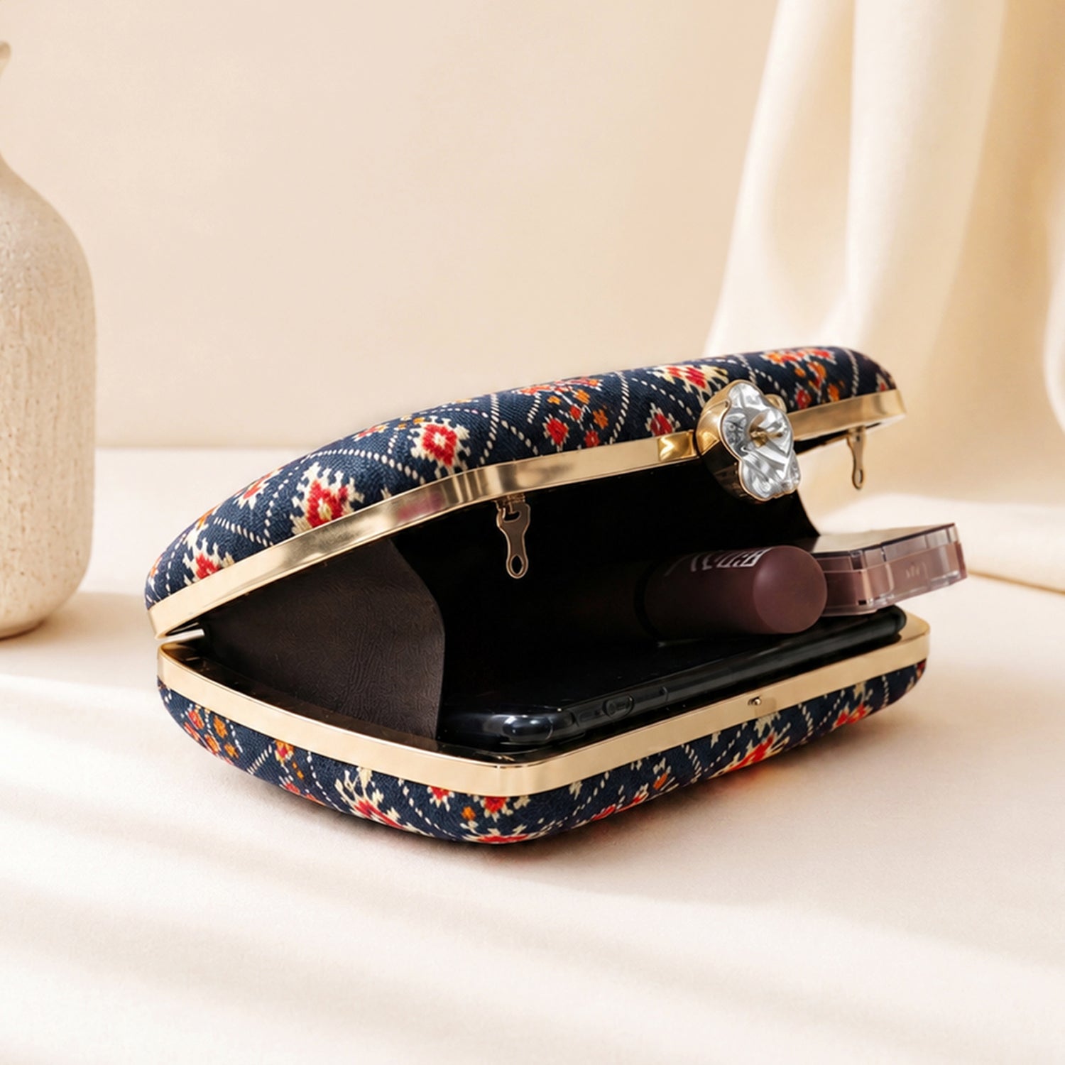 Artklim Navy Blue Ethnic Floral Pattern Chain Strap Printed Clutch