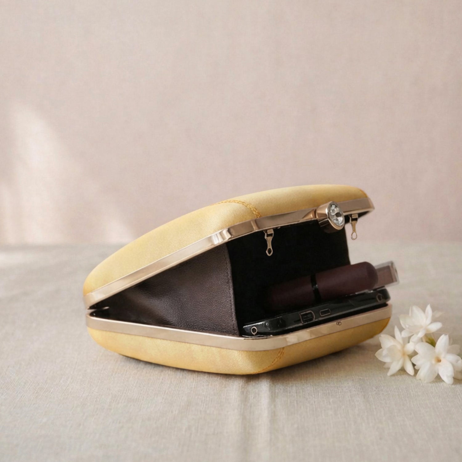 Artklim Golden Grace – Festive Muse Printed Clutch