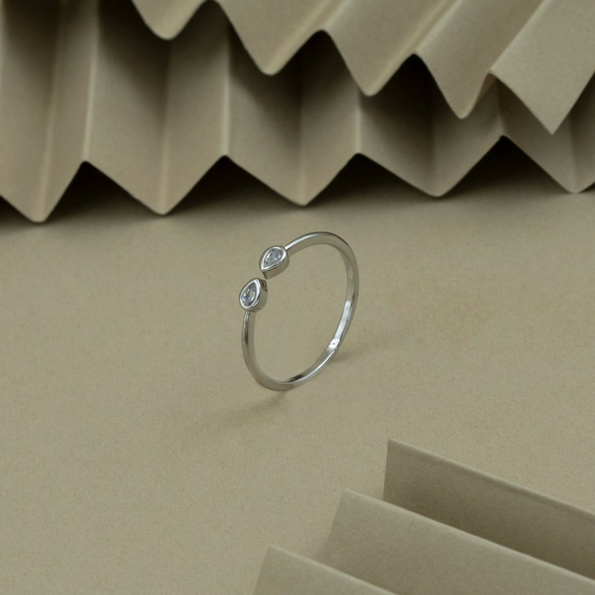 Artklim Gold Plated Minimalistic Design Adjustable Ring