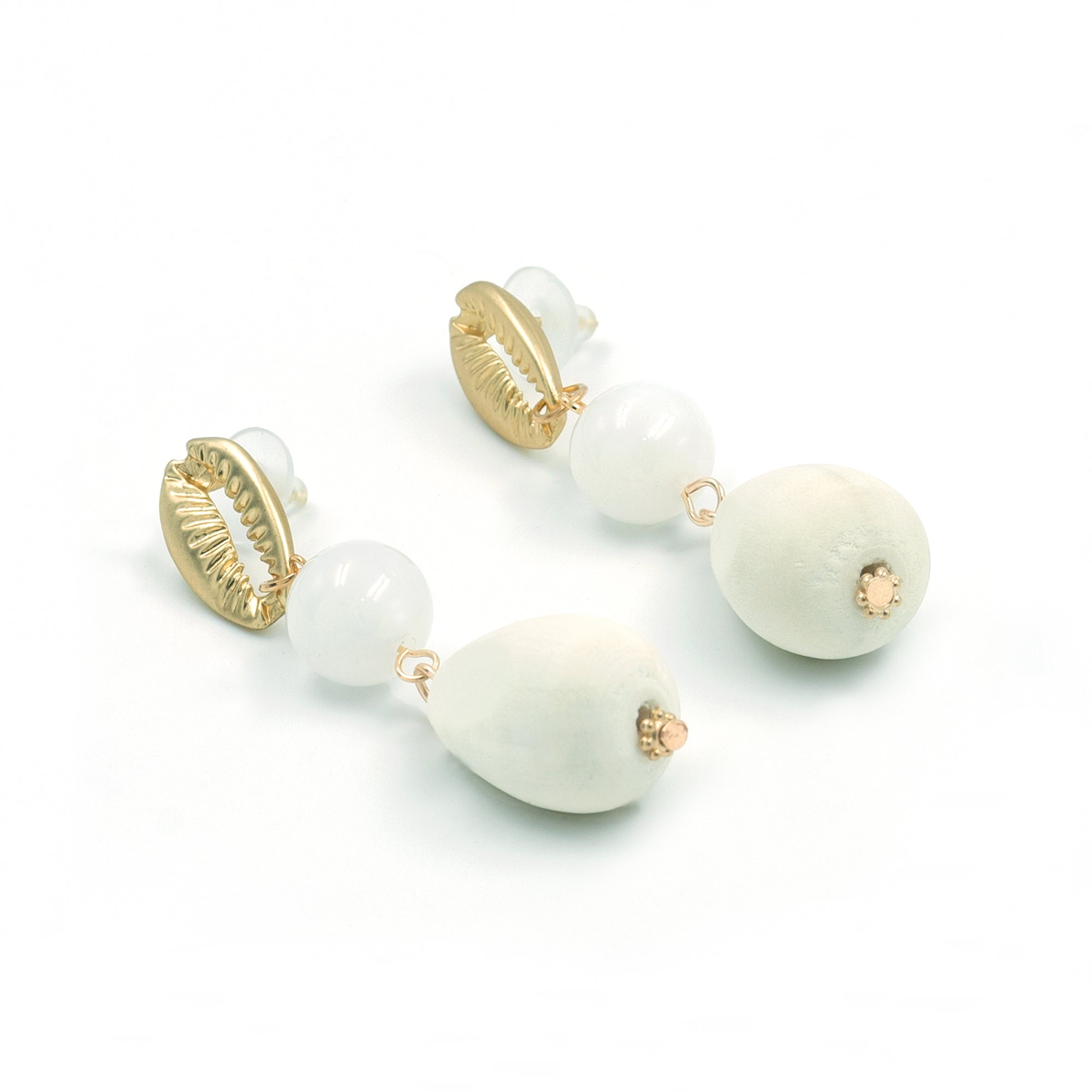 Artklim Shell-Inspired Drop Earrings with White Beads