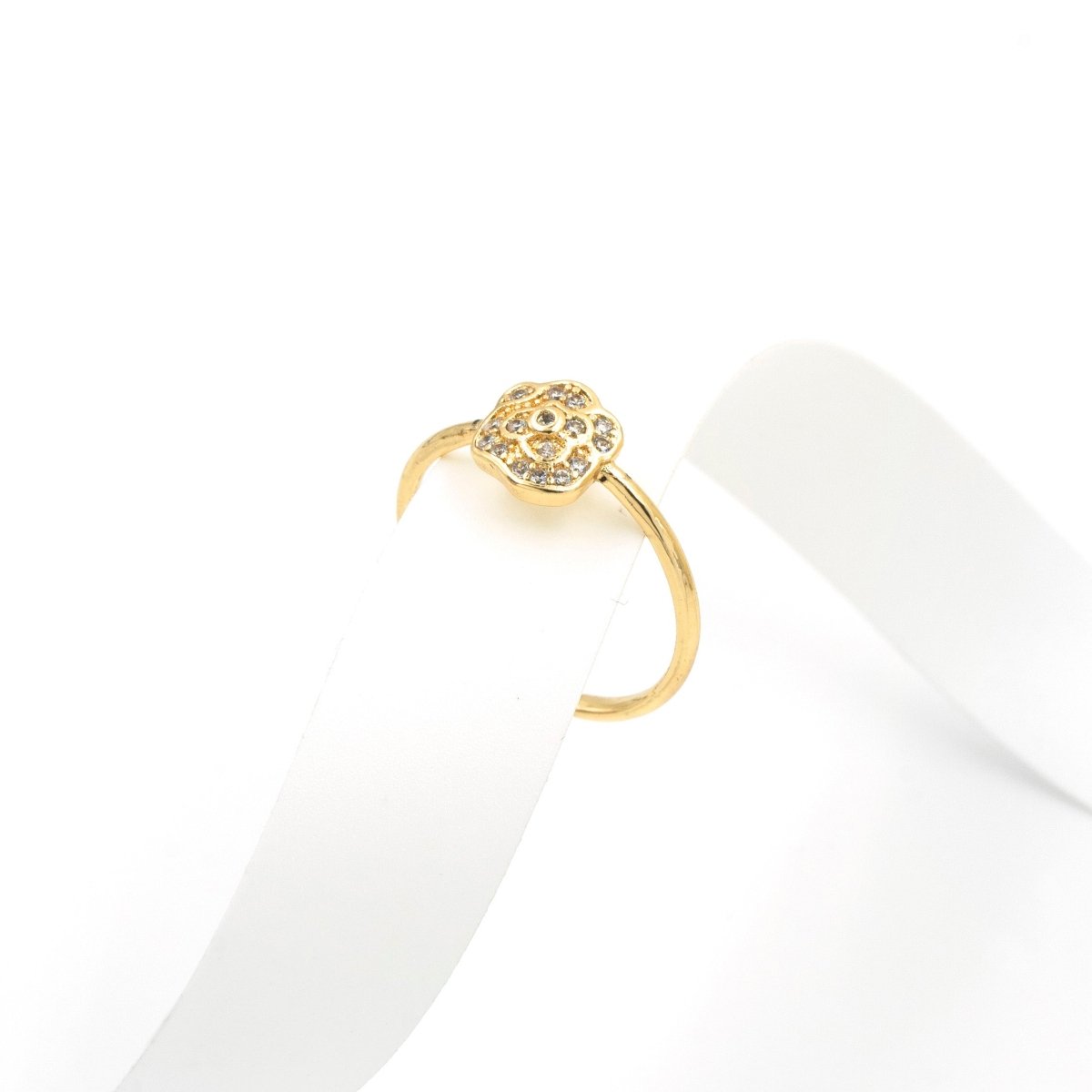Artklim Gold Plated Studded Flower Shaped Adjustable Ring