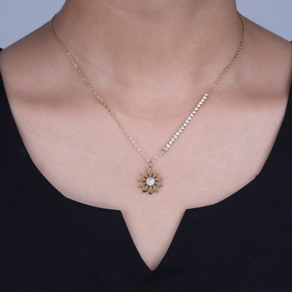 Artklim Gold Plated Sunflower Pendant Necklace