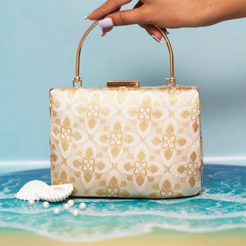 Aesthetic Floral Embroidered Clutch
