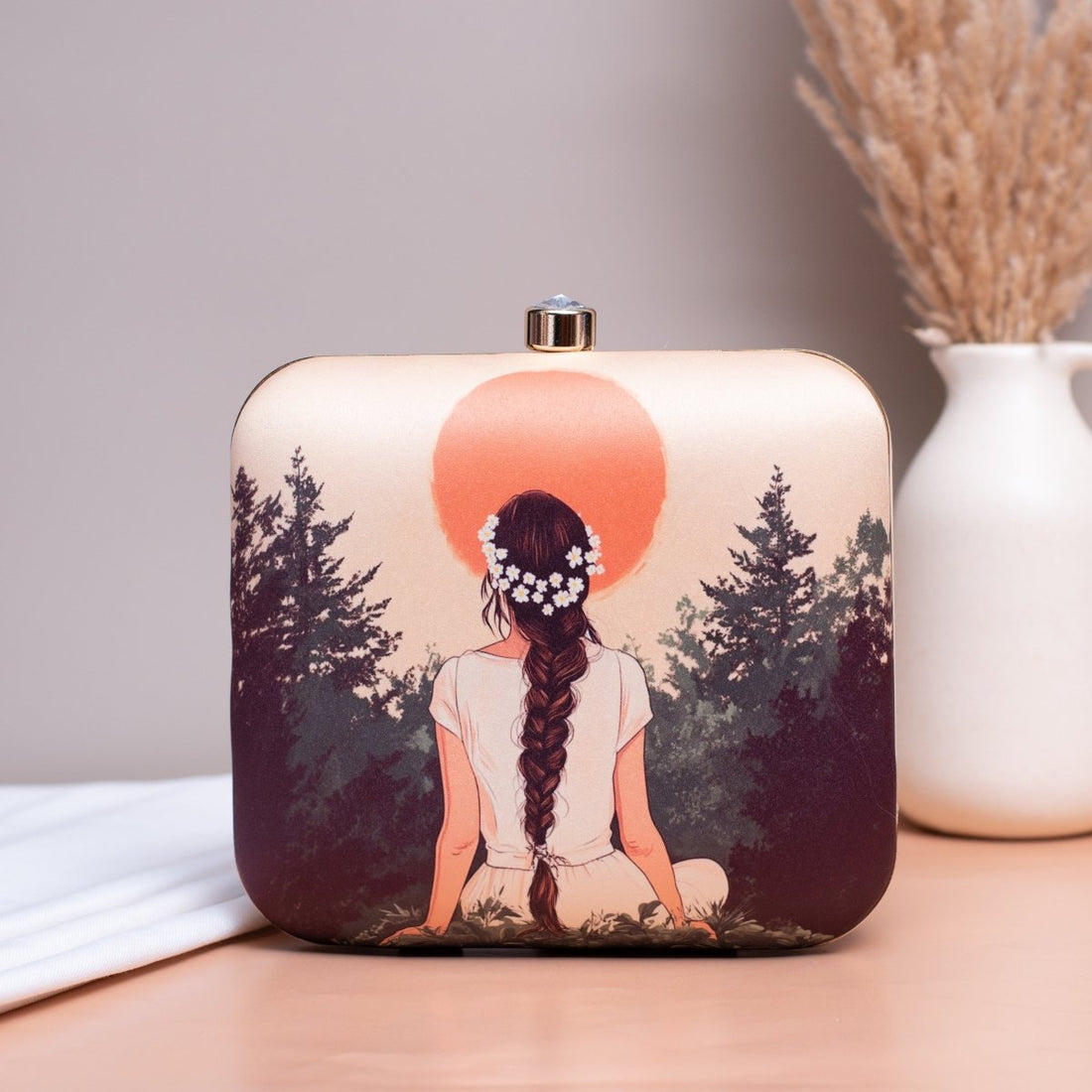 Artklim Beige Based Girl Portrait Printed Clutch