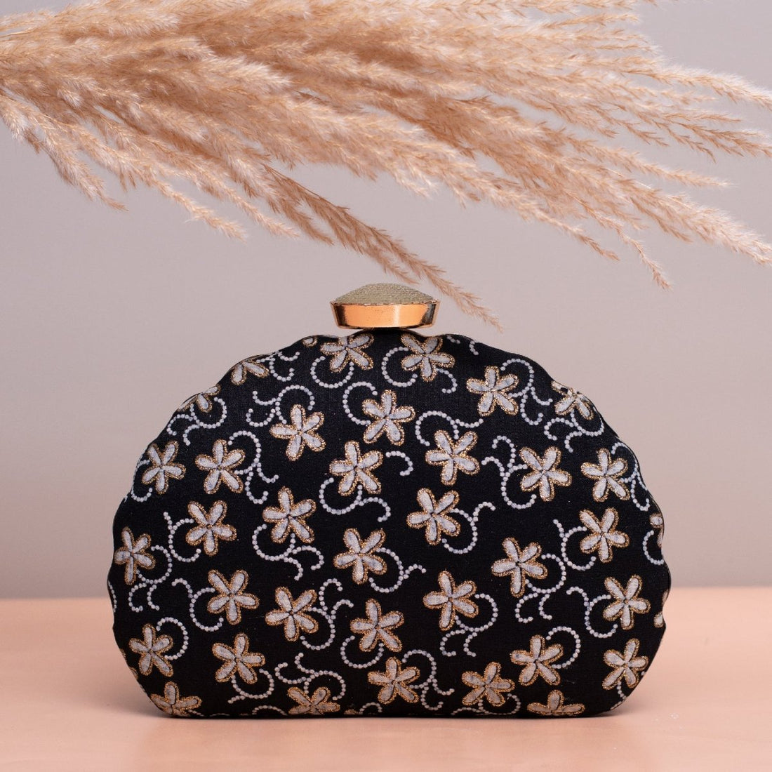 Artklim Black Based White Floral Embroidery Clutch