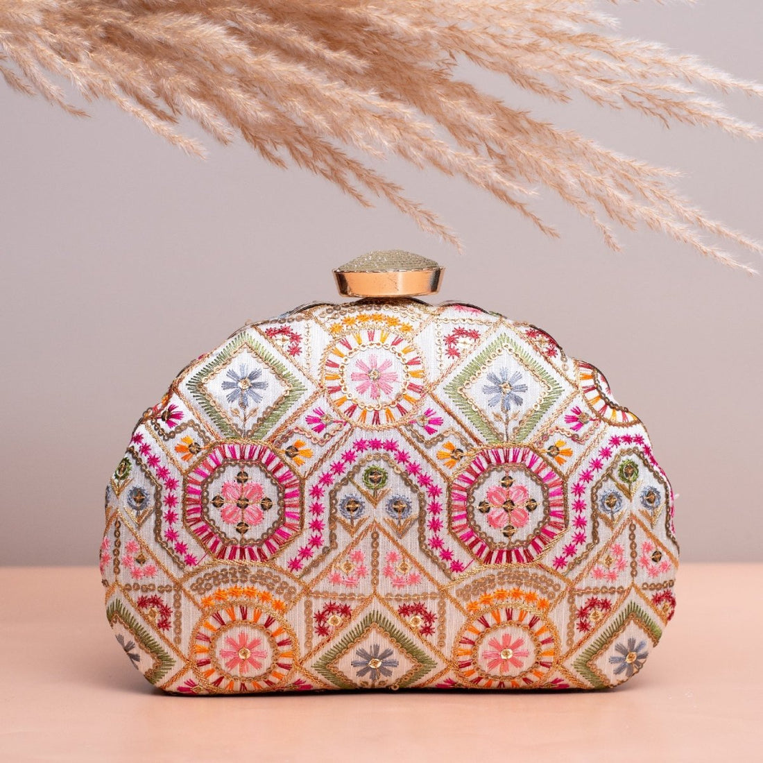 Artklim White Based Pink Threadwork Embroidery Clutch