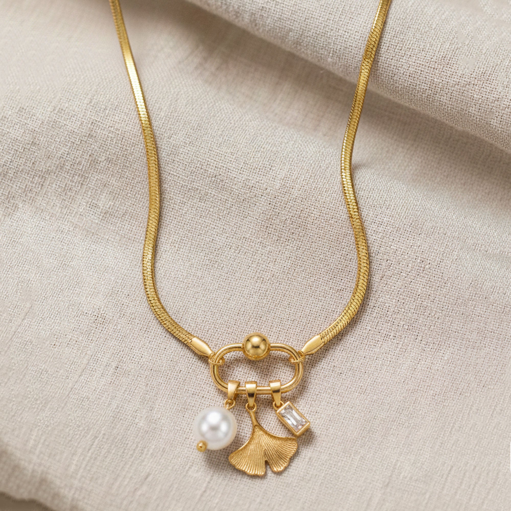 Artklim Gold Plated Minimal Leaf & Pearl Pendant Necklace