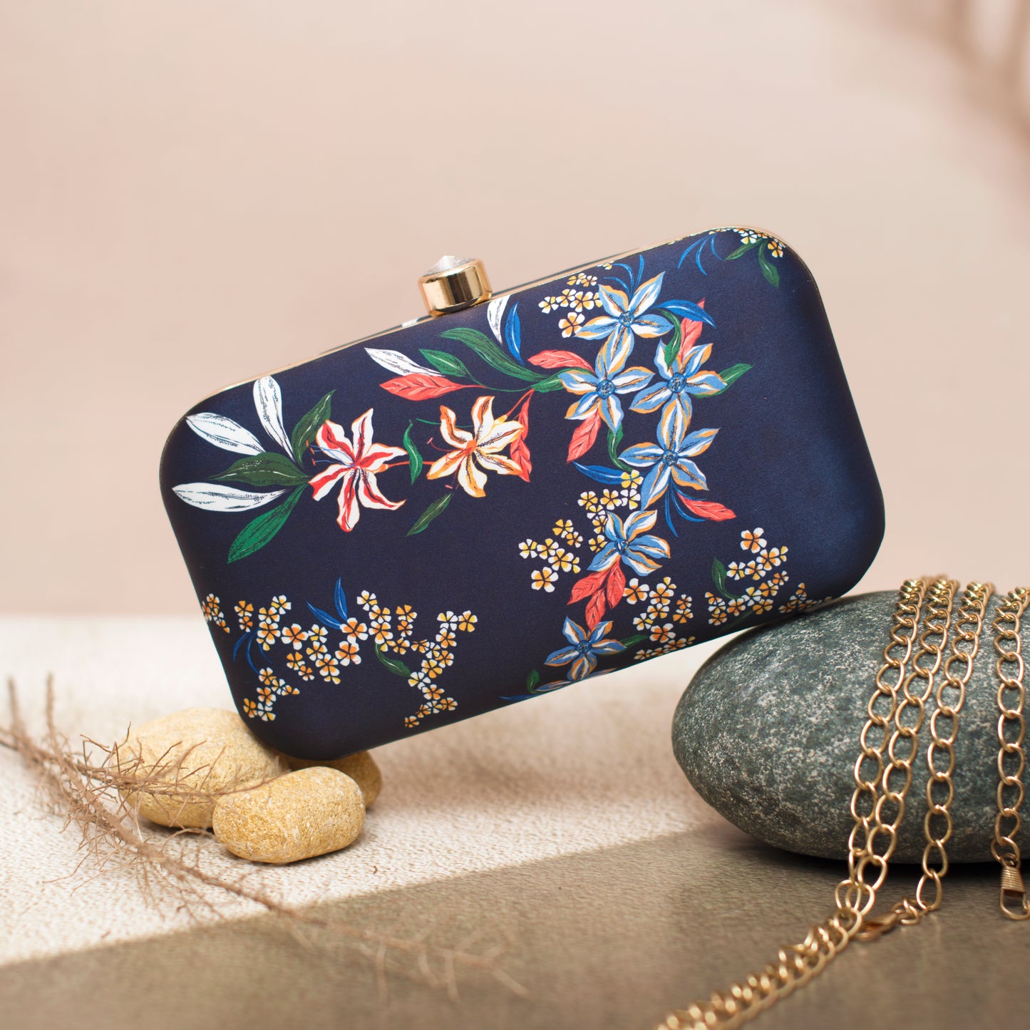 Dendritic Printed Clutch