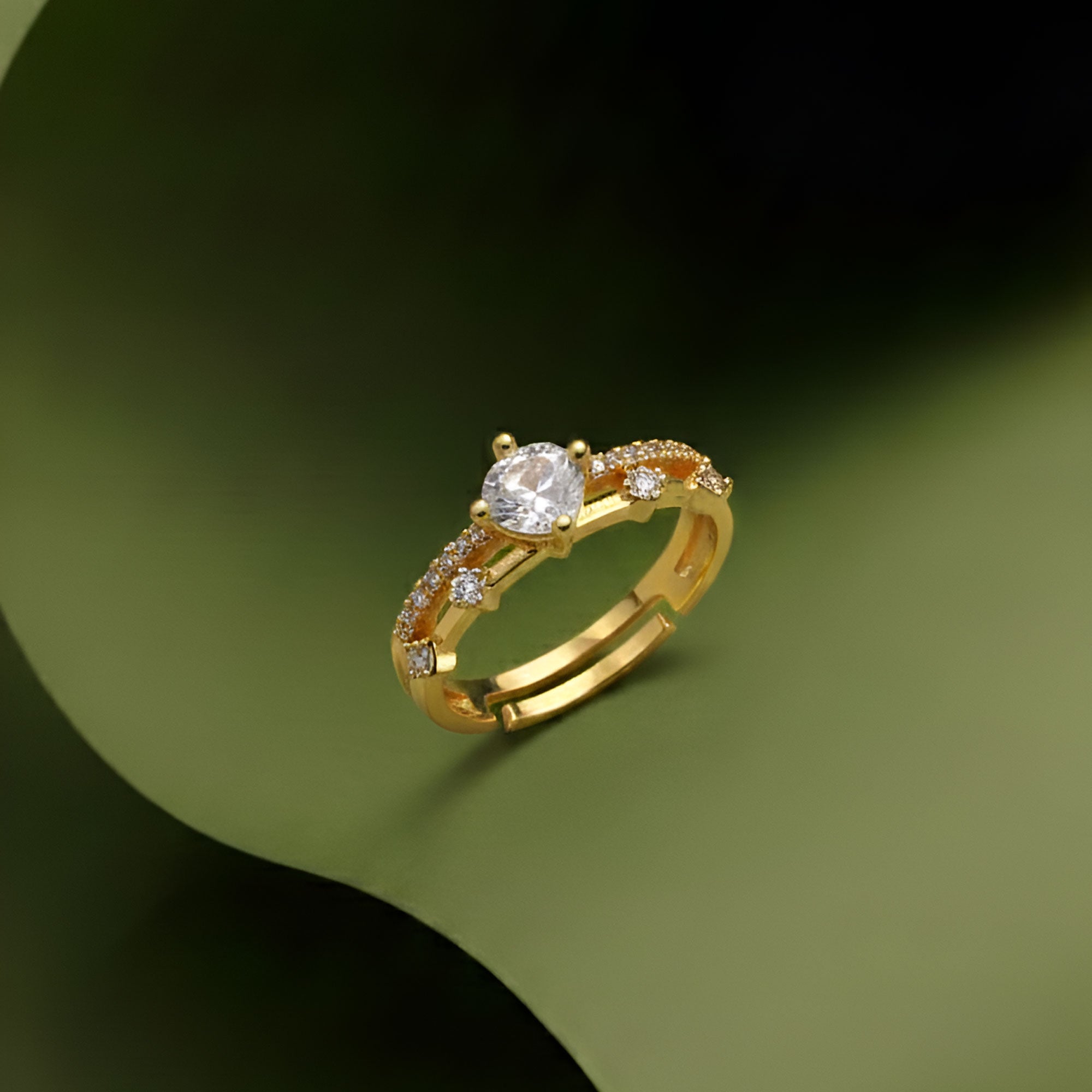 Artklim Gold-Plated Classic Crown Spark Anti-Tarnish Ring