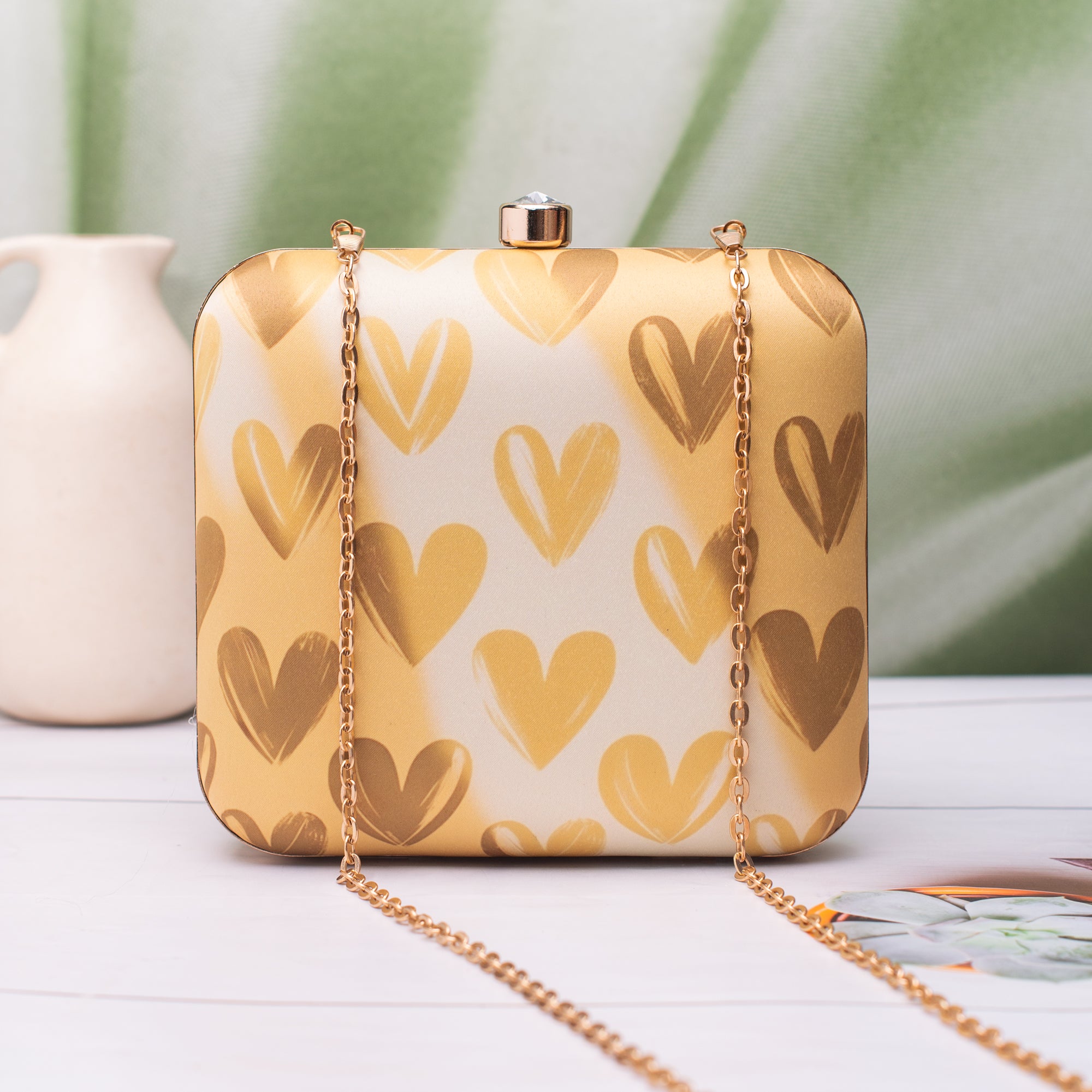 Artklim Golden Heart Printed Clutch