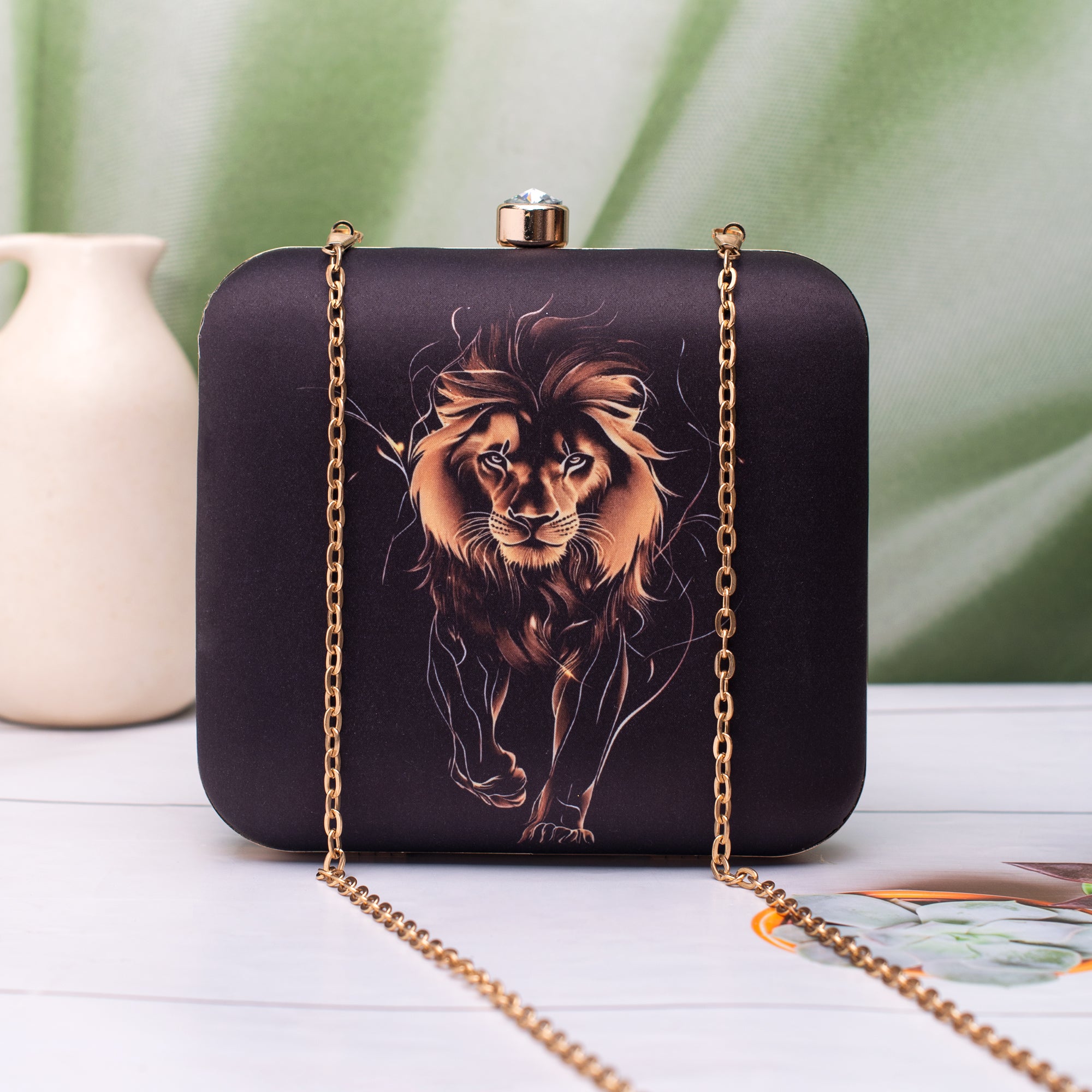 Artklim Majestic Lion Royale Printed Clutch