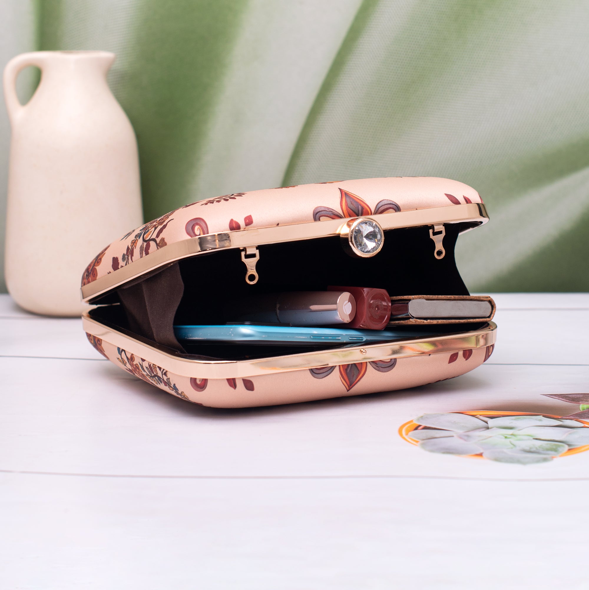 Artklim Bird on Tree Printed Clutch